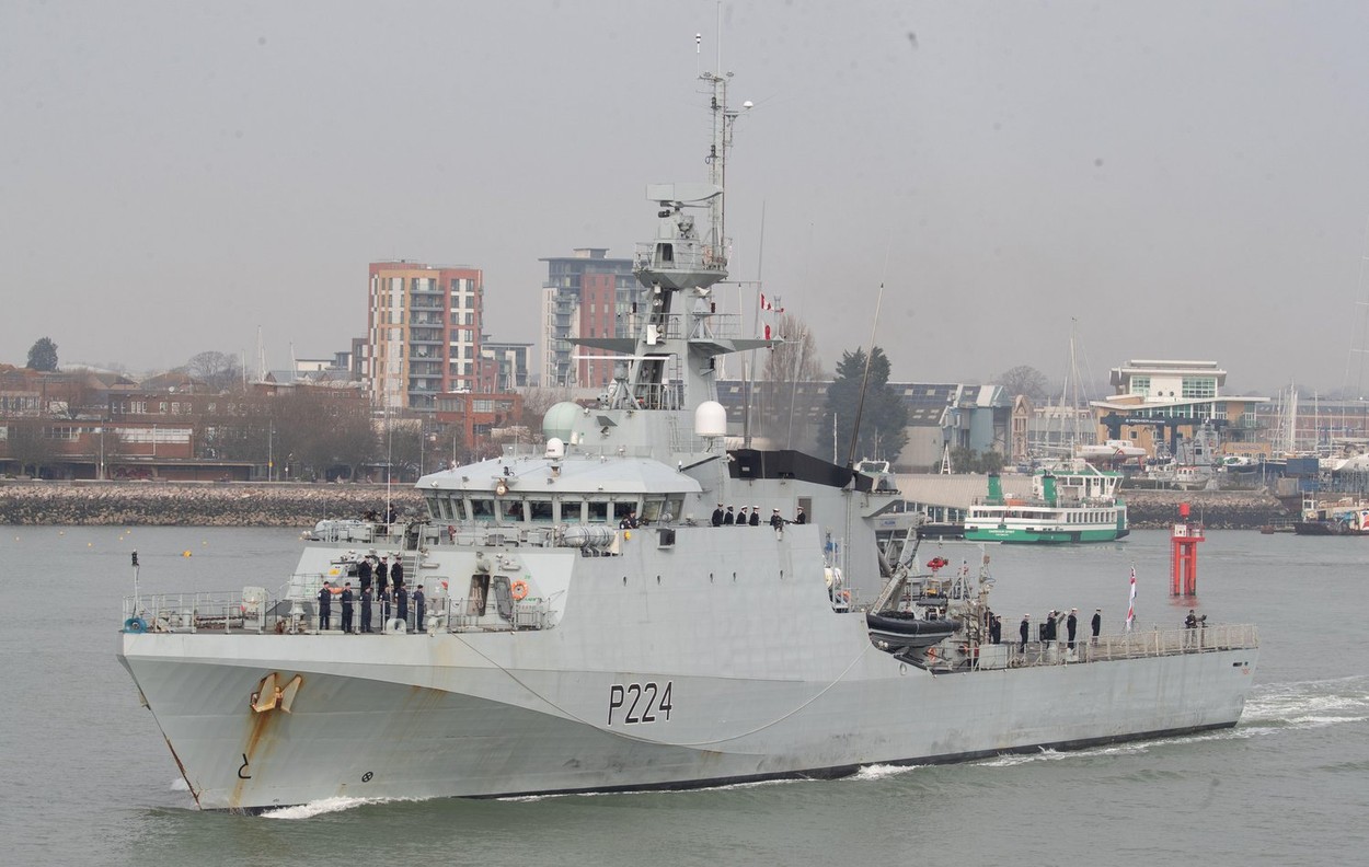 Ladja britanske mornarice  HMS Trent