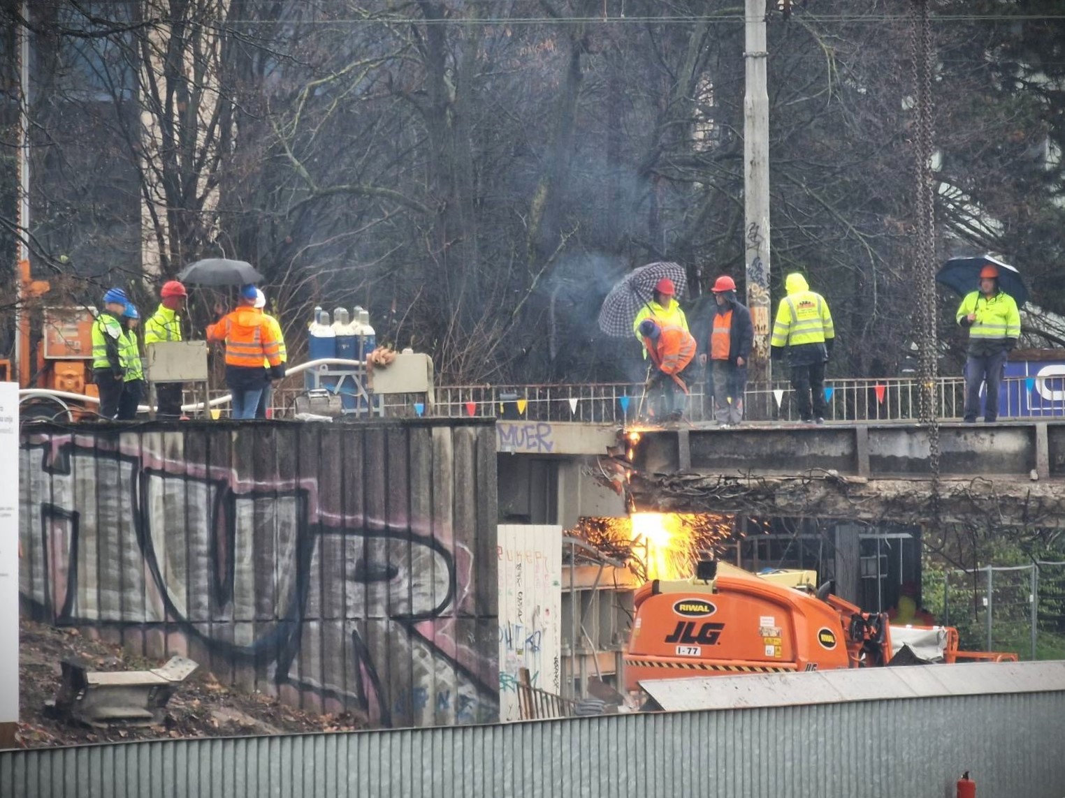 dela, nadvoz, Dunajska cesta