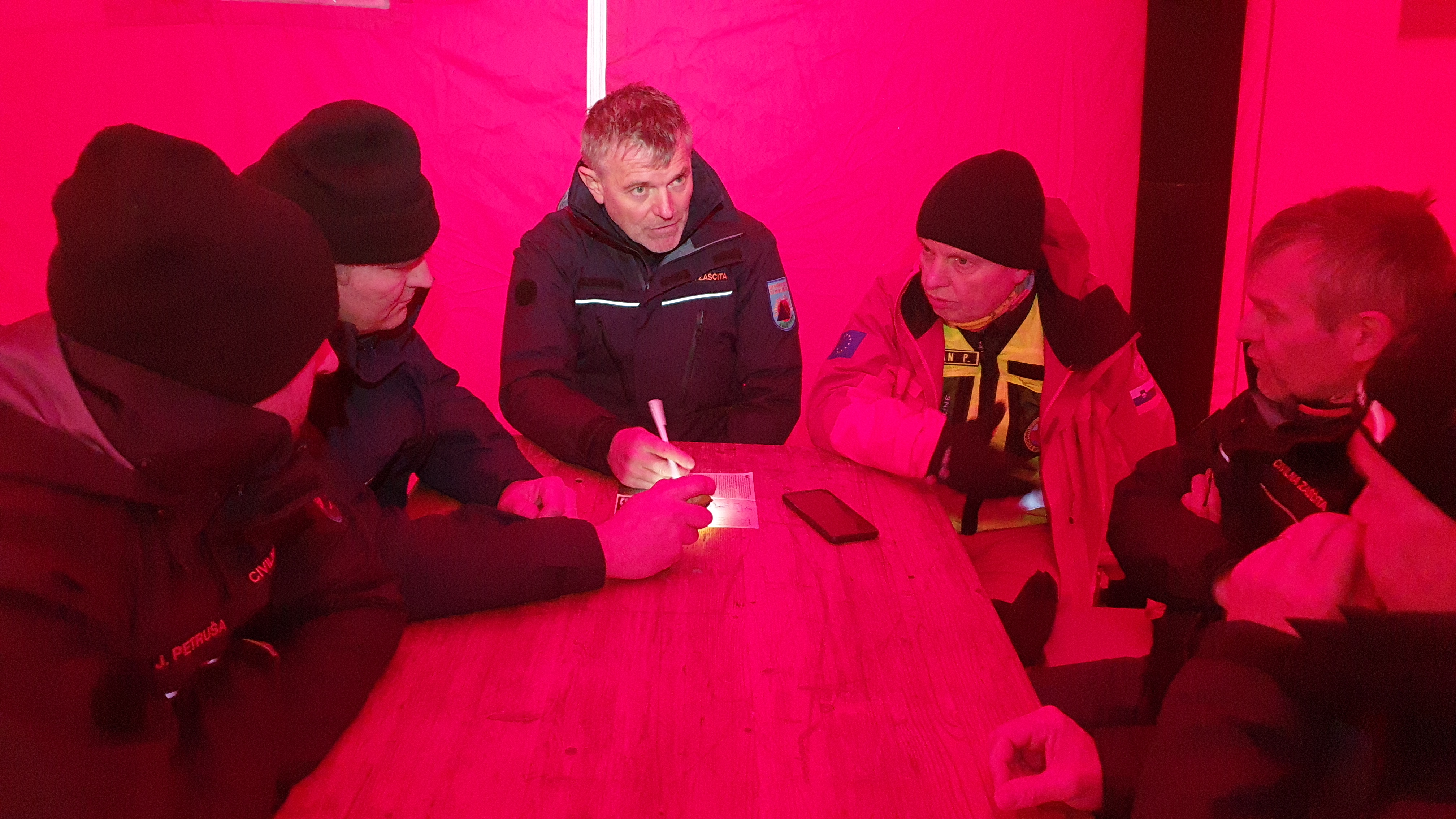 Križna jama, reševanje