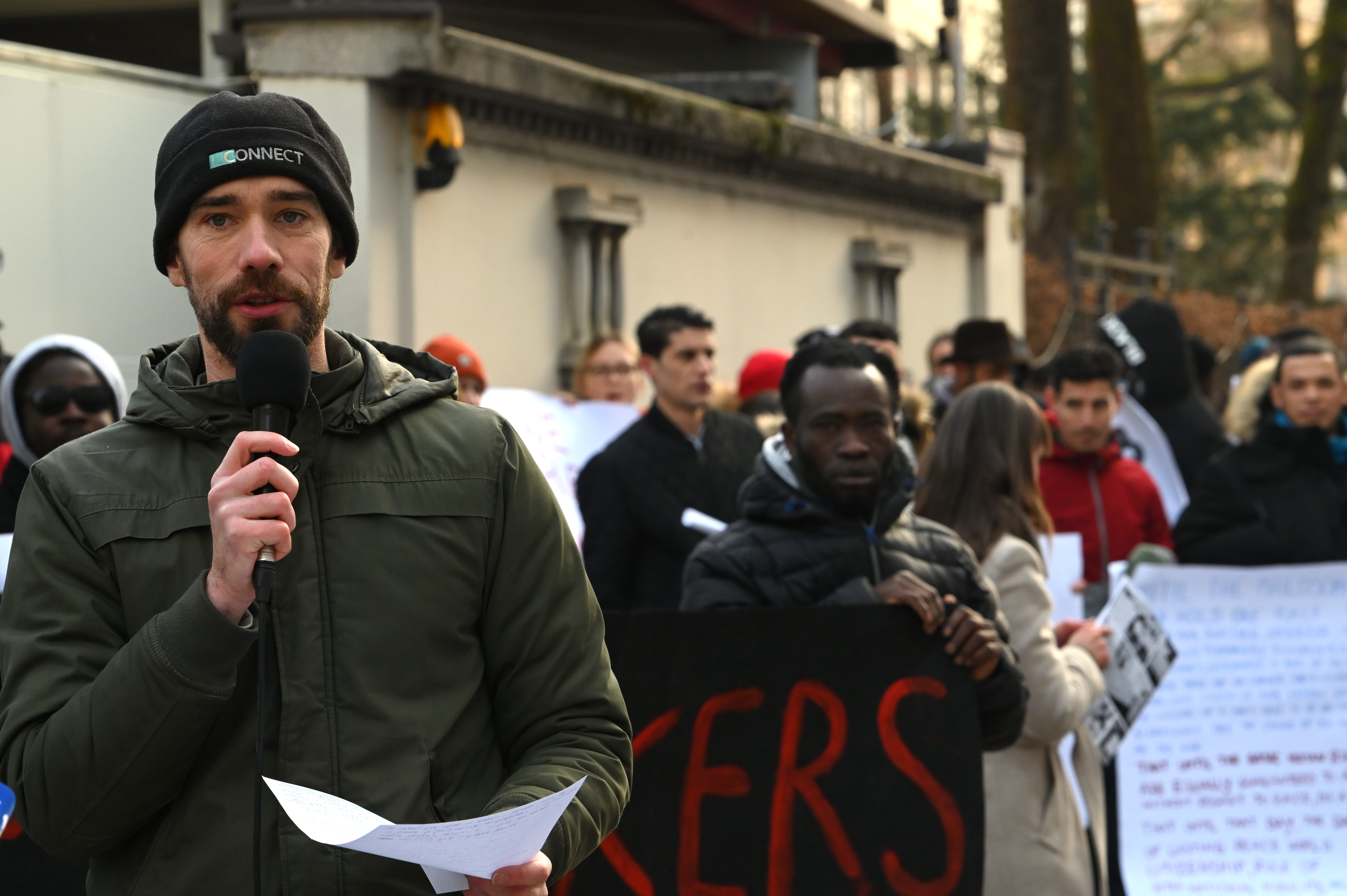 Novinarska konferenca ekipe Ambasade Rog pred vlado