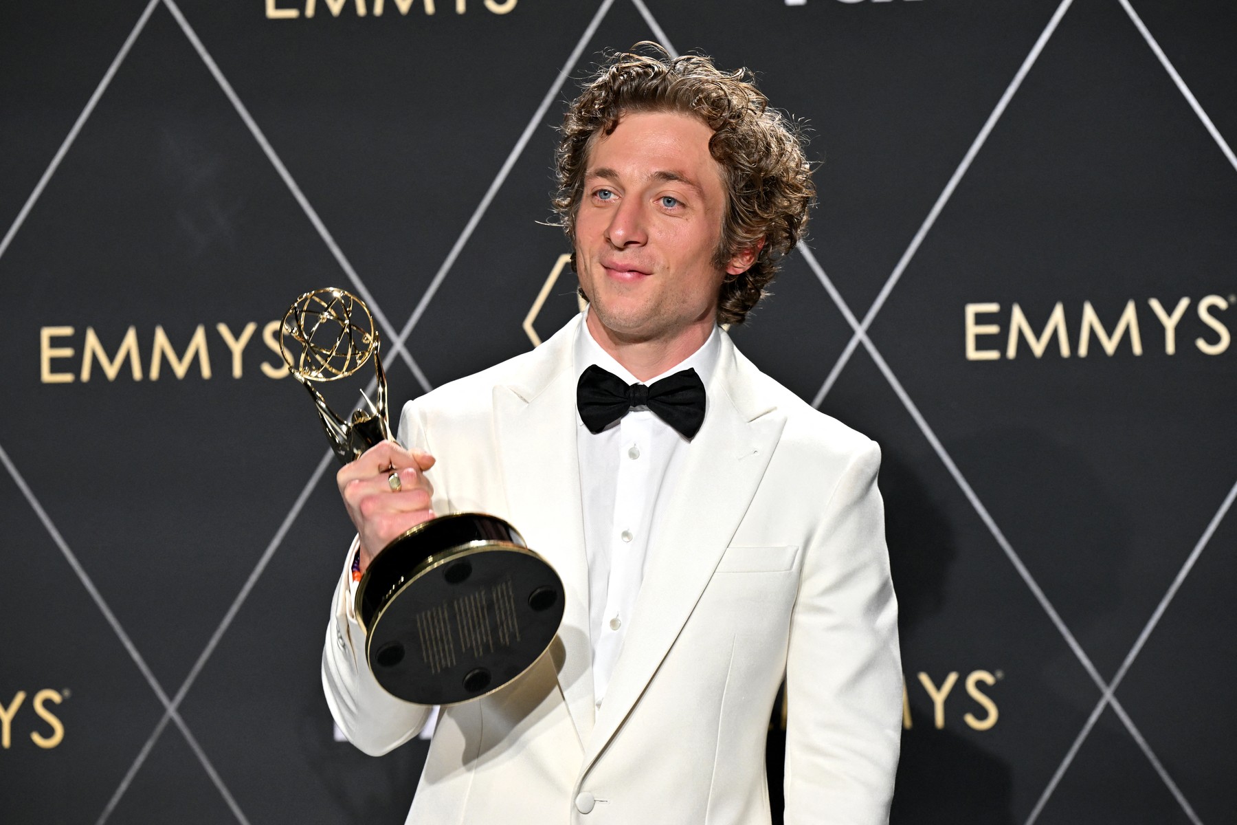 Jeremy Allen White, Emmy