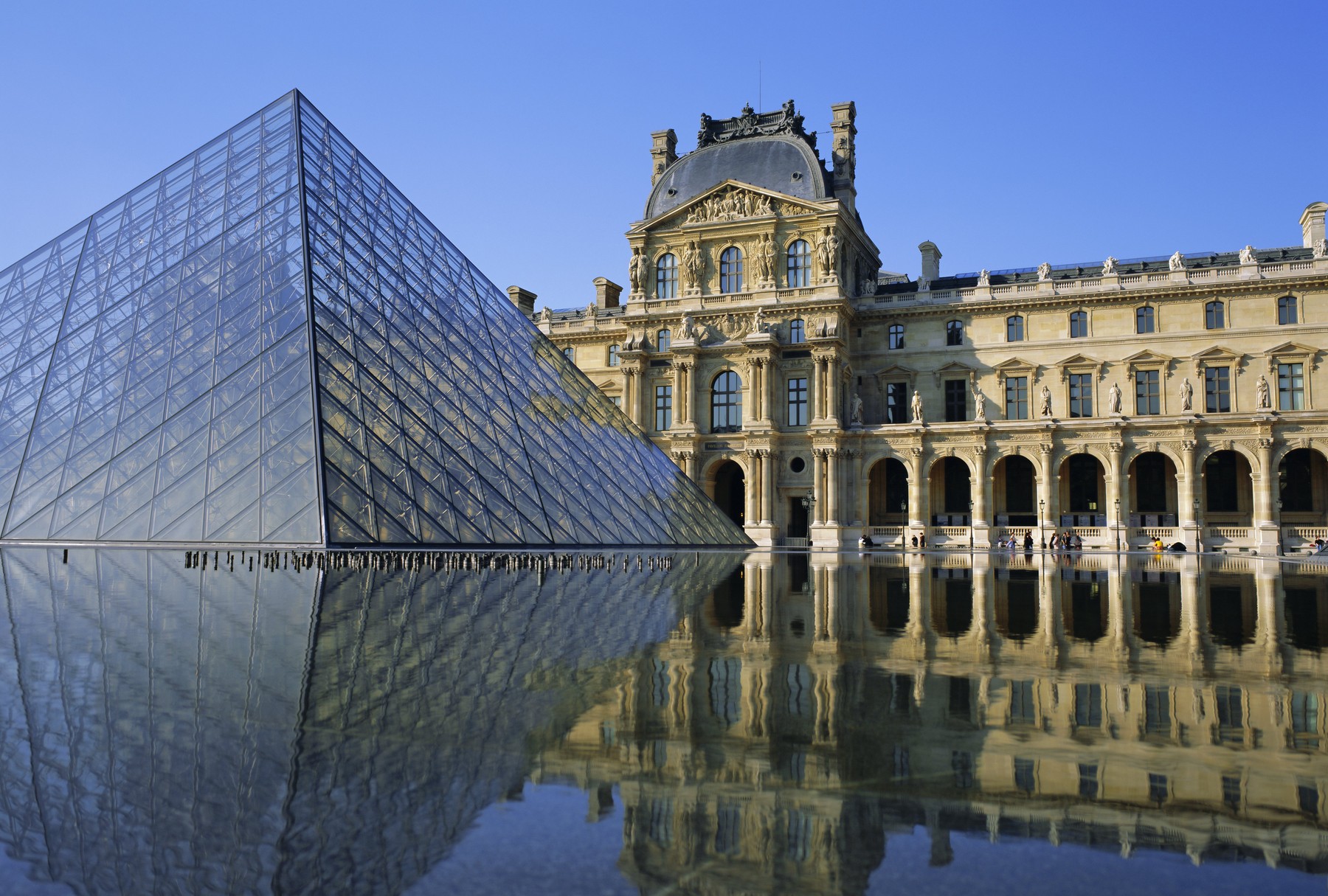 Louvre