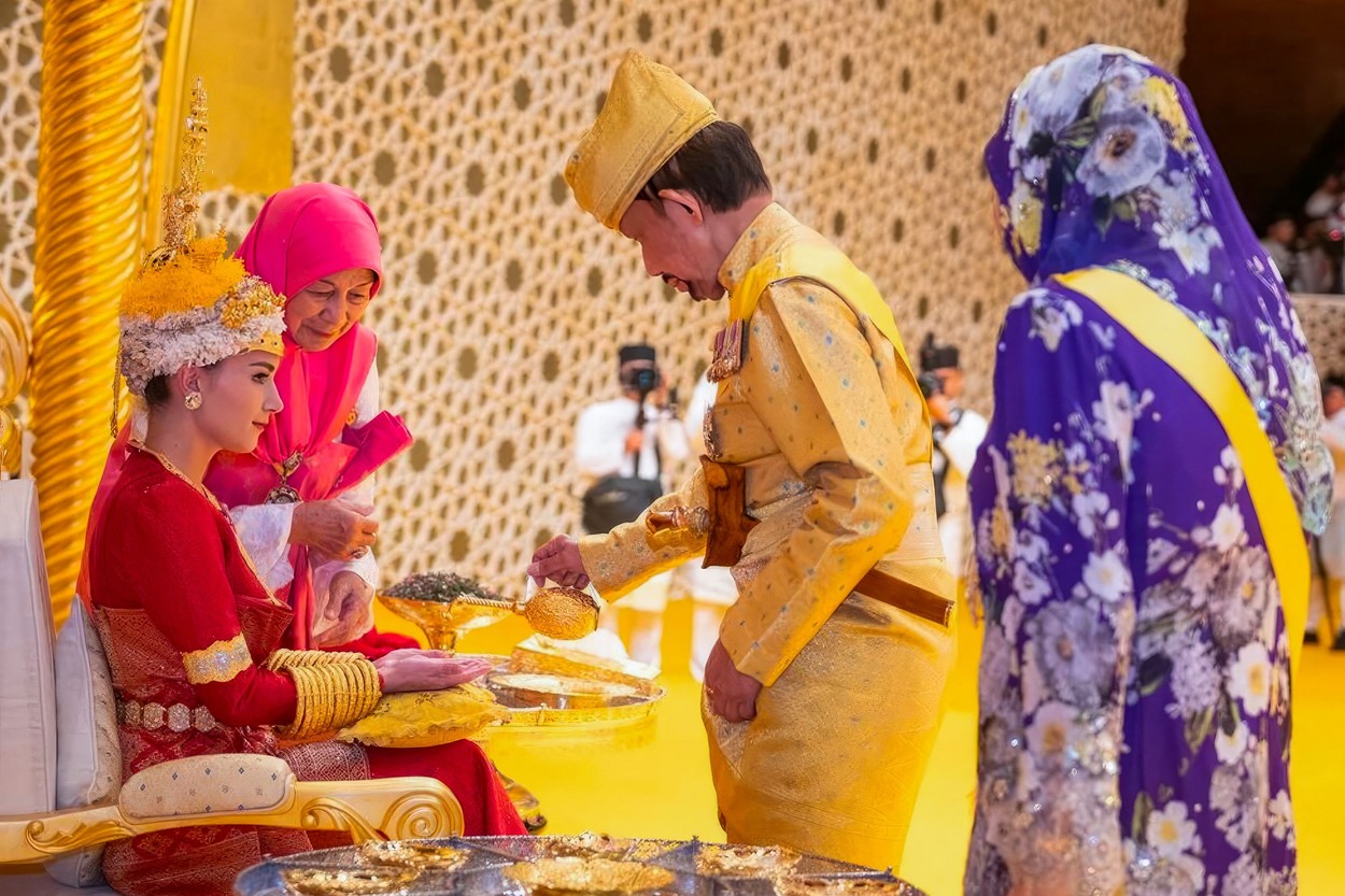 Brunej, poroka, Abdul Mateen, Anisha Rosnah Isa Kalebić