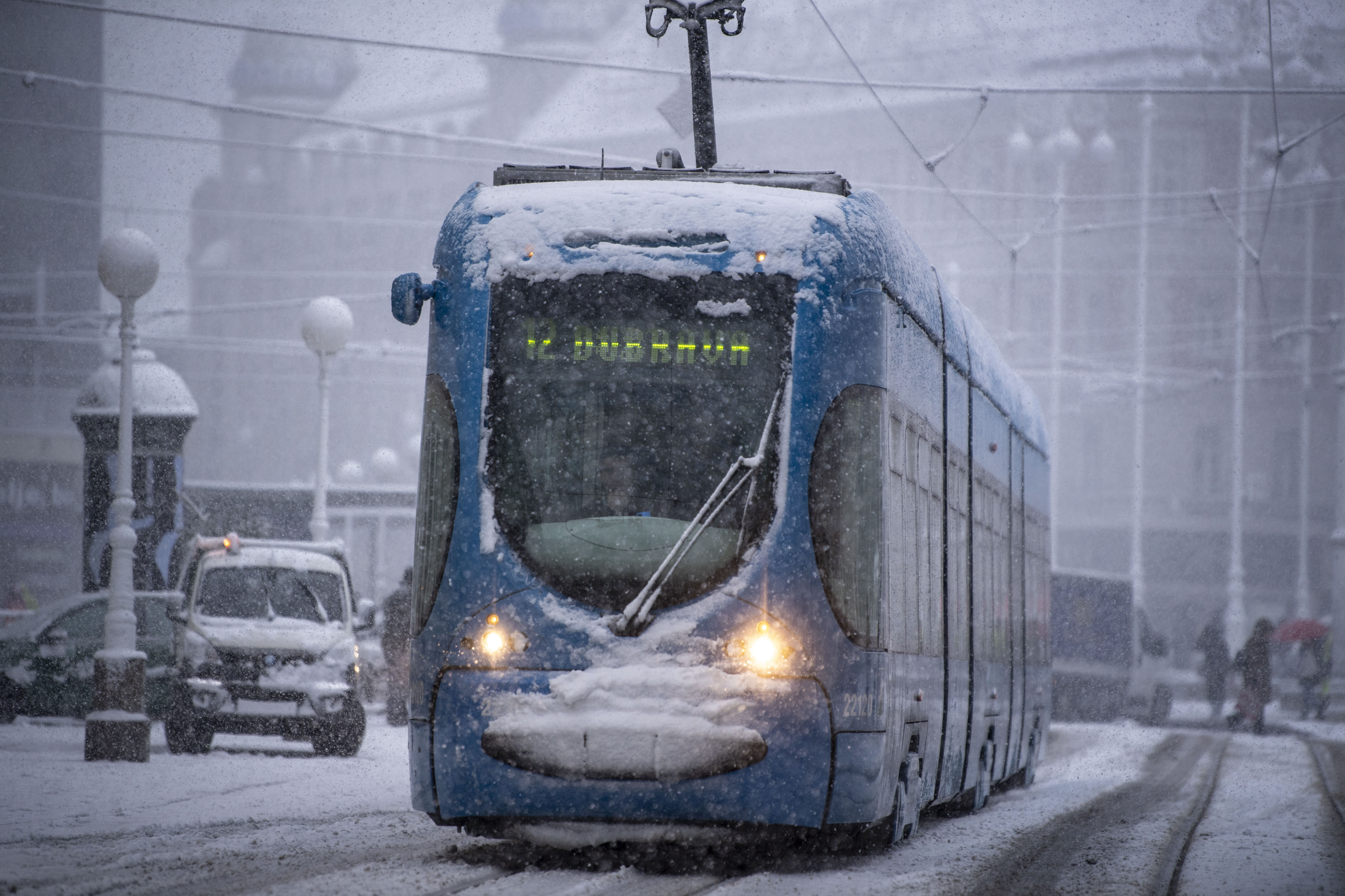 sneg, Zagreb, Hrvaška, metro