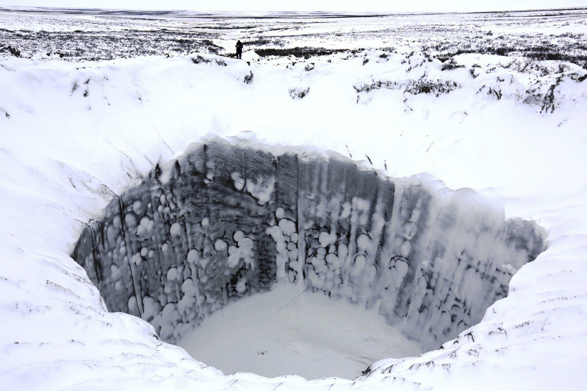 Krater na polotoku Yamal (Foto: PROFIMEDIA)