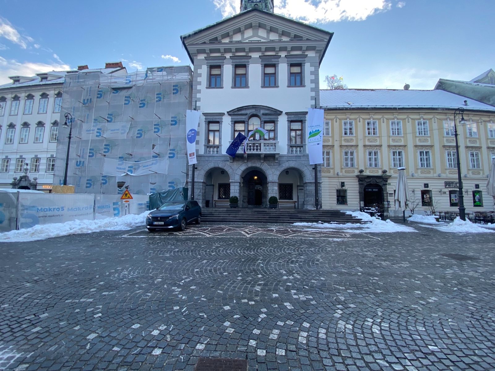 mol, hišne preiskave