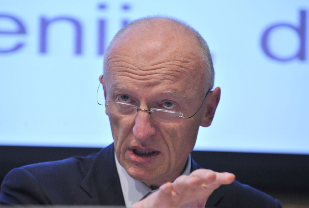 Premierjev pooblaščenec, odvetnik Stojan Zdolšek