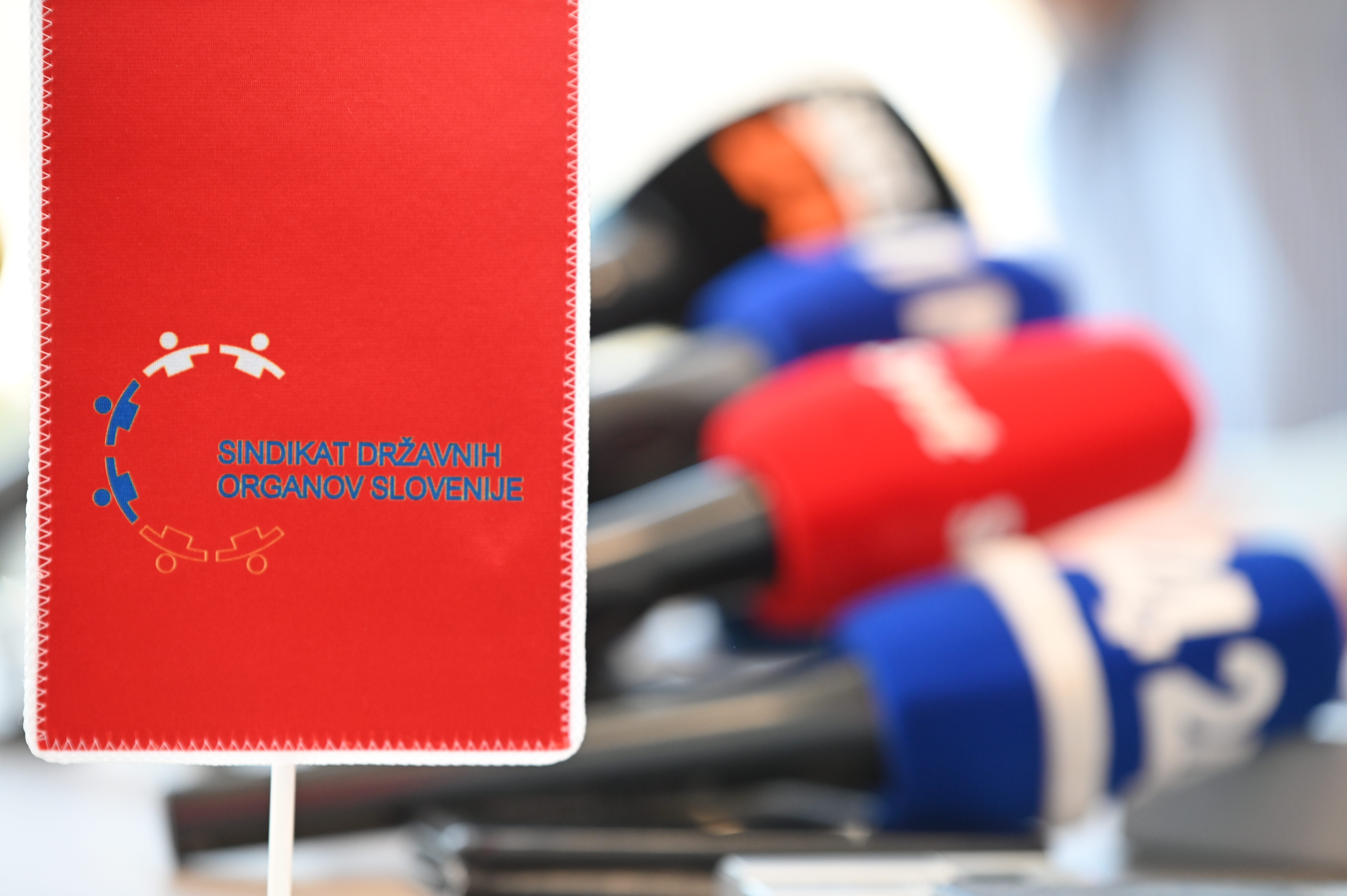 Stavka v upravnih enotah, SDOS, sindikat državnih organov