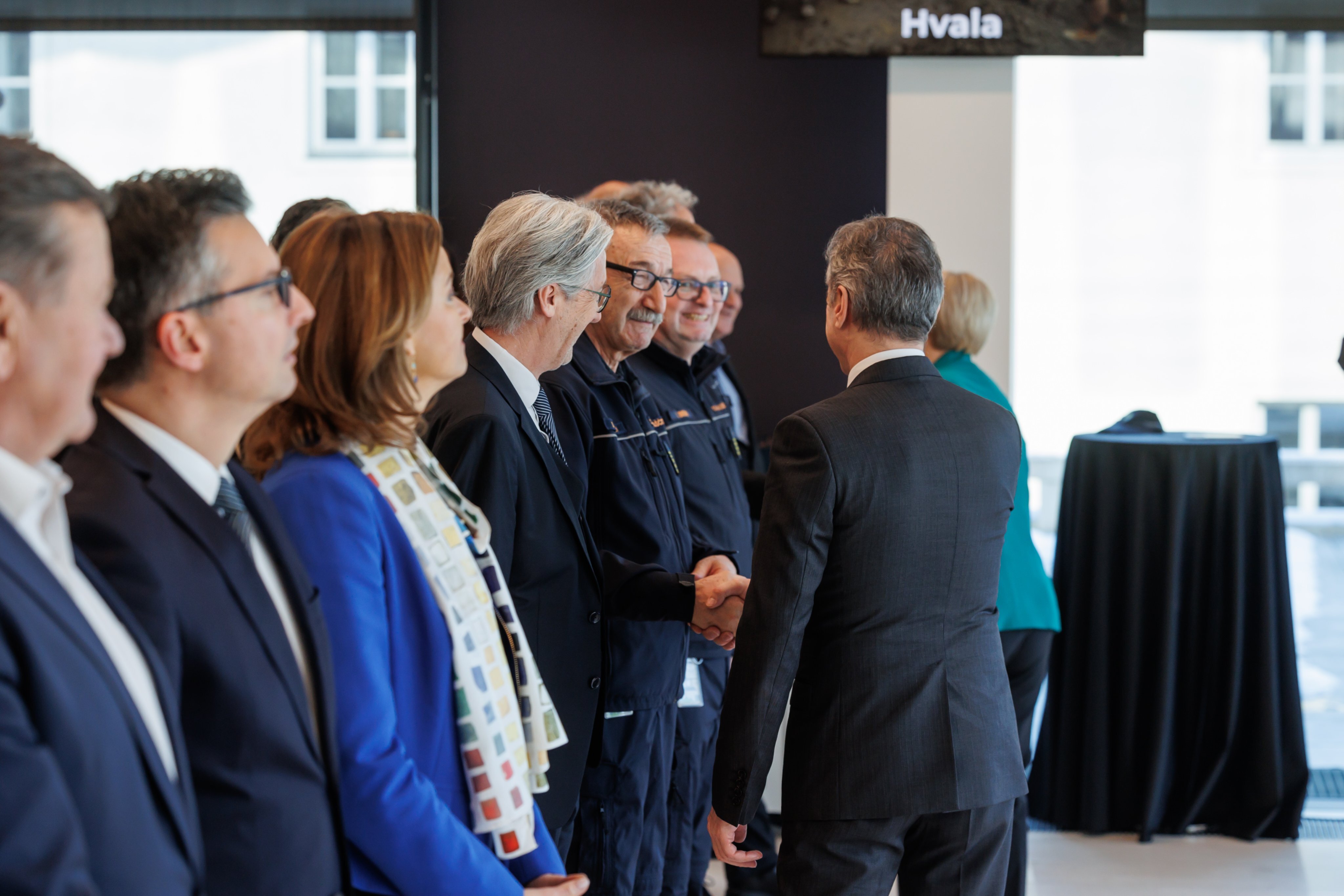 robert golob, prostovoljci, srečko šestan