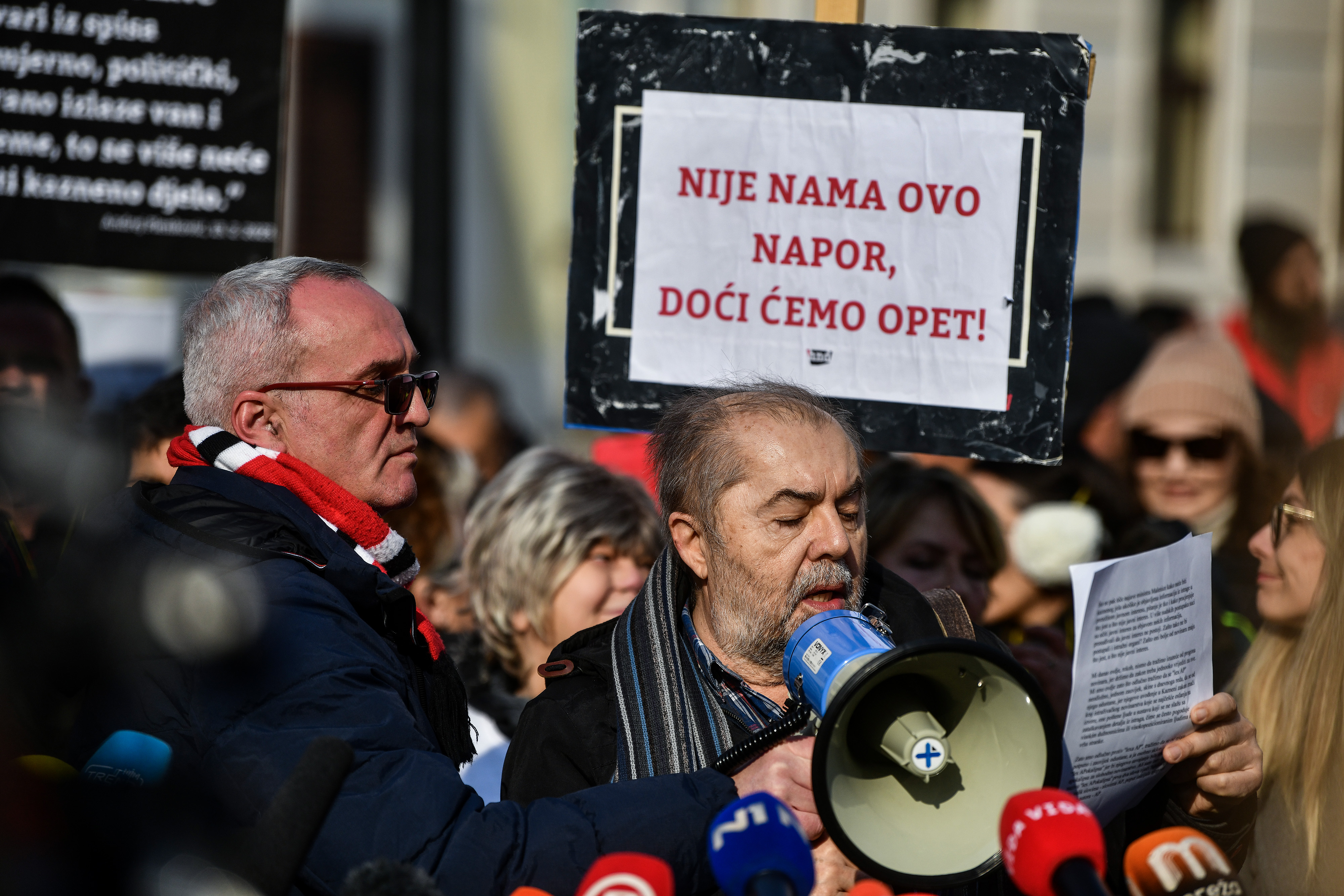 Protest novinarjev hrvaškega novinarskega društva