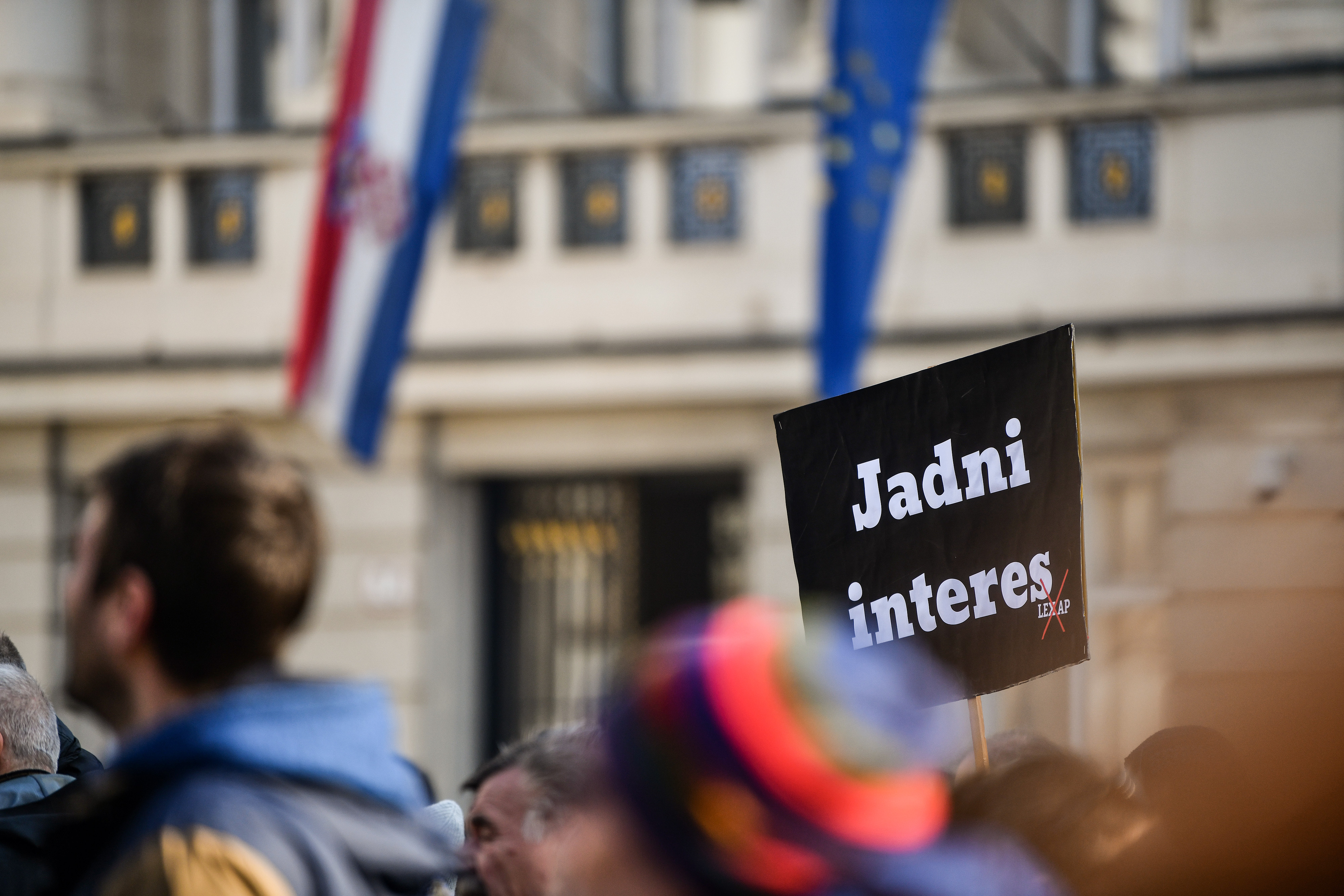 Protest novinarjev hrvaškega novinarskega društva