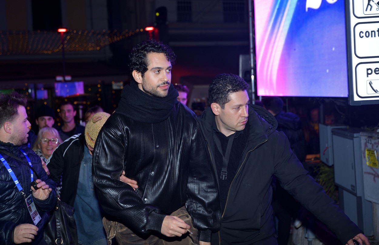 Mahmood na poti v dvorano Ariston v Sanremu (Foto: PROFIMEDIA)