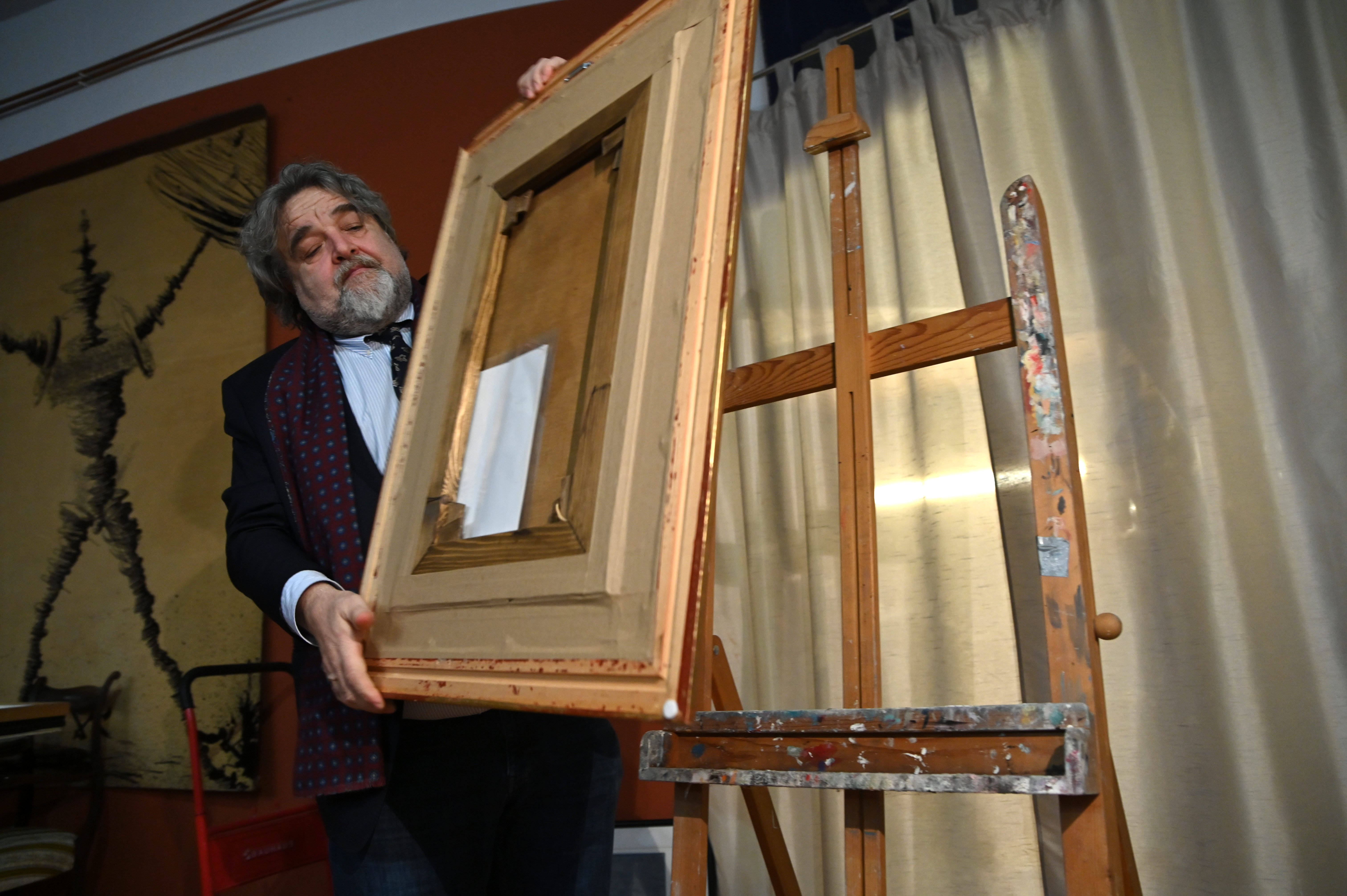 Leon Pogelšek ob doslej neznani sliki Ivane Kobilca