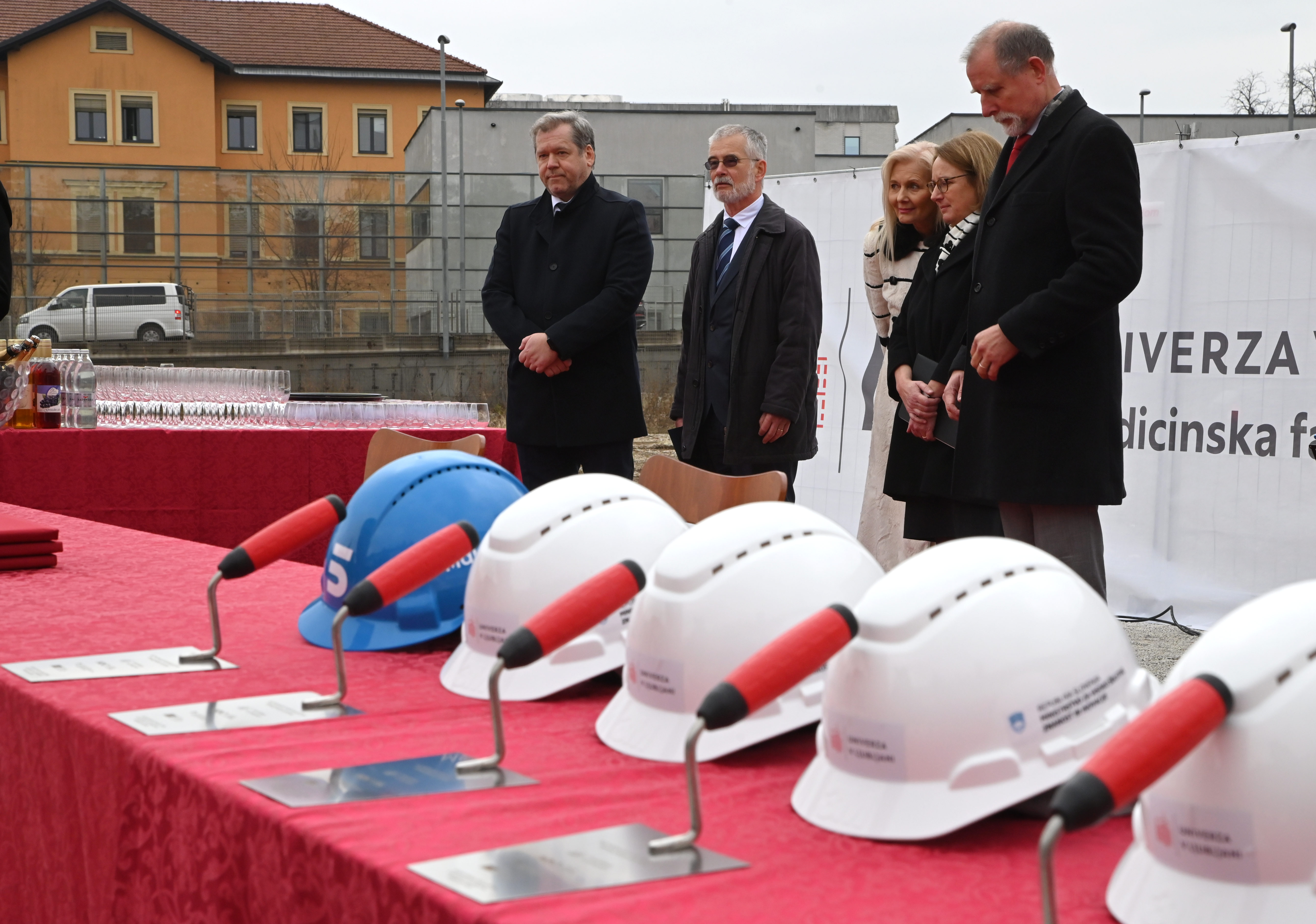 Položitev temeljnega kamna na Vrazovem trgu (Foto: Žiga Živulović jr. /BOBO)
