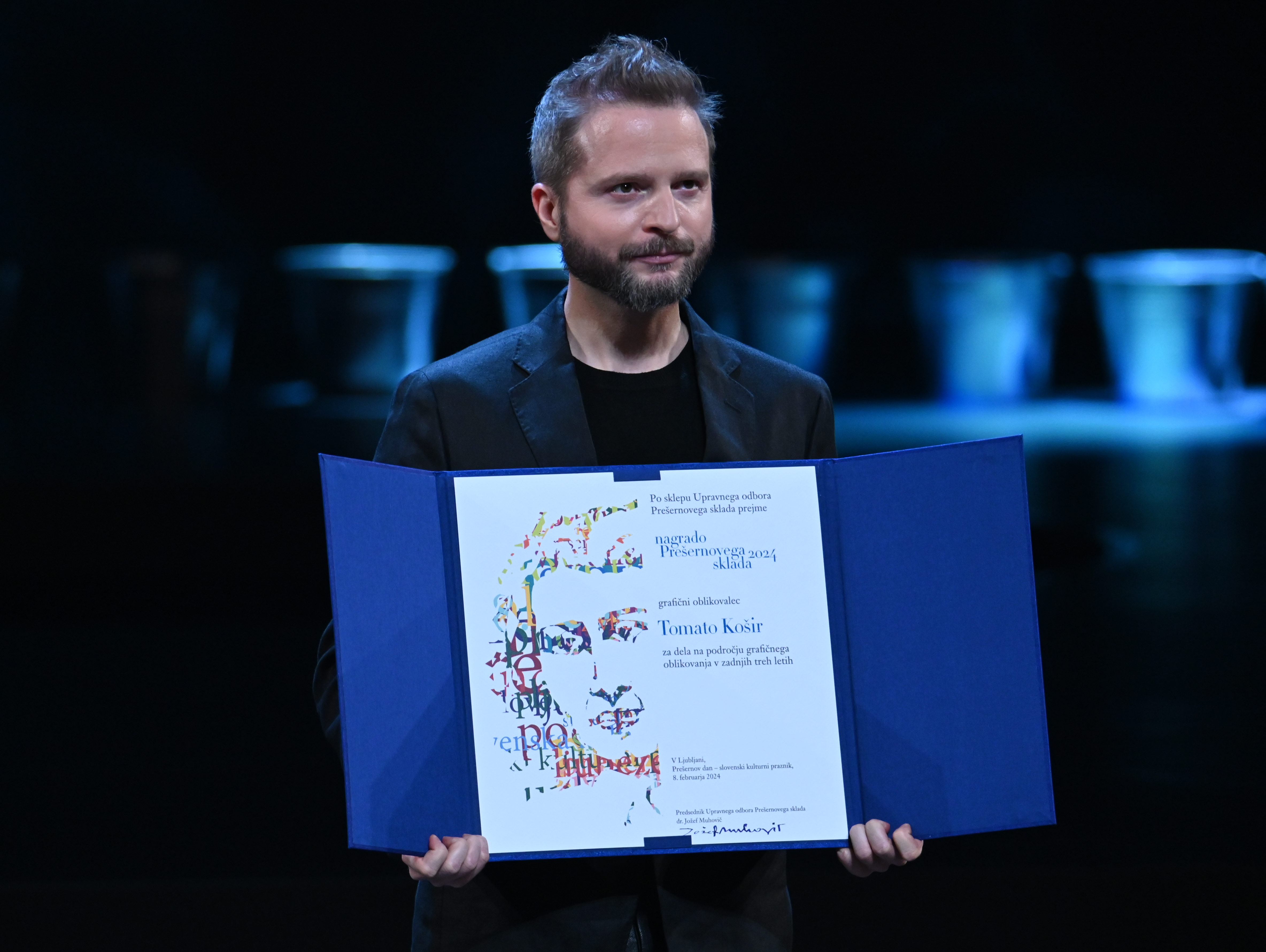 grafični oblikovalec Tomato Košir