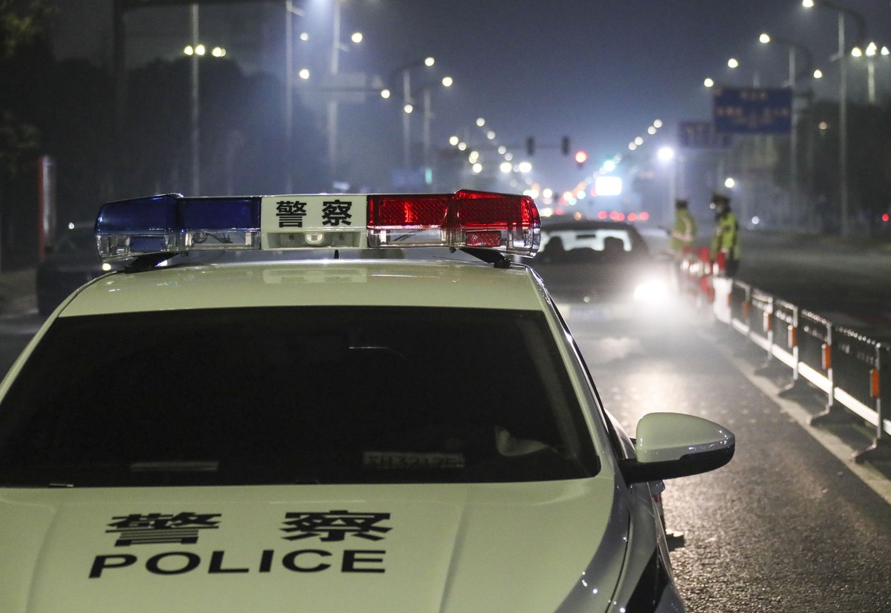 kitajska, prometna policija, policijski avto,