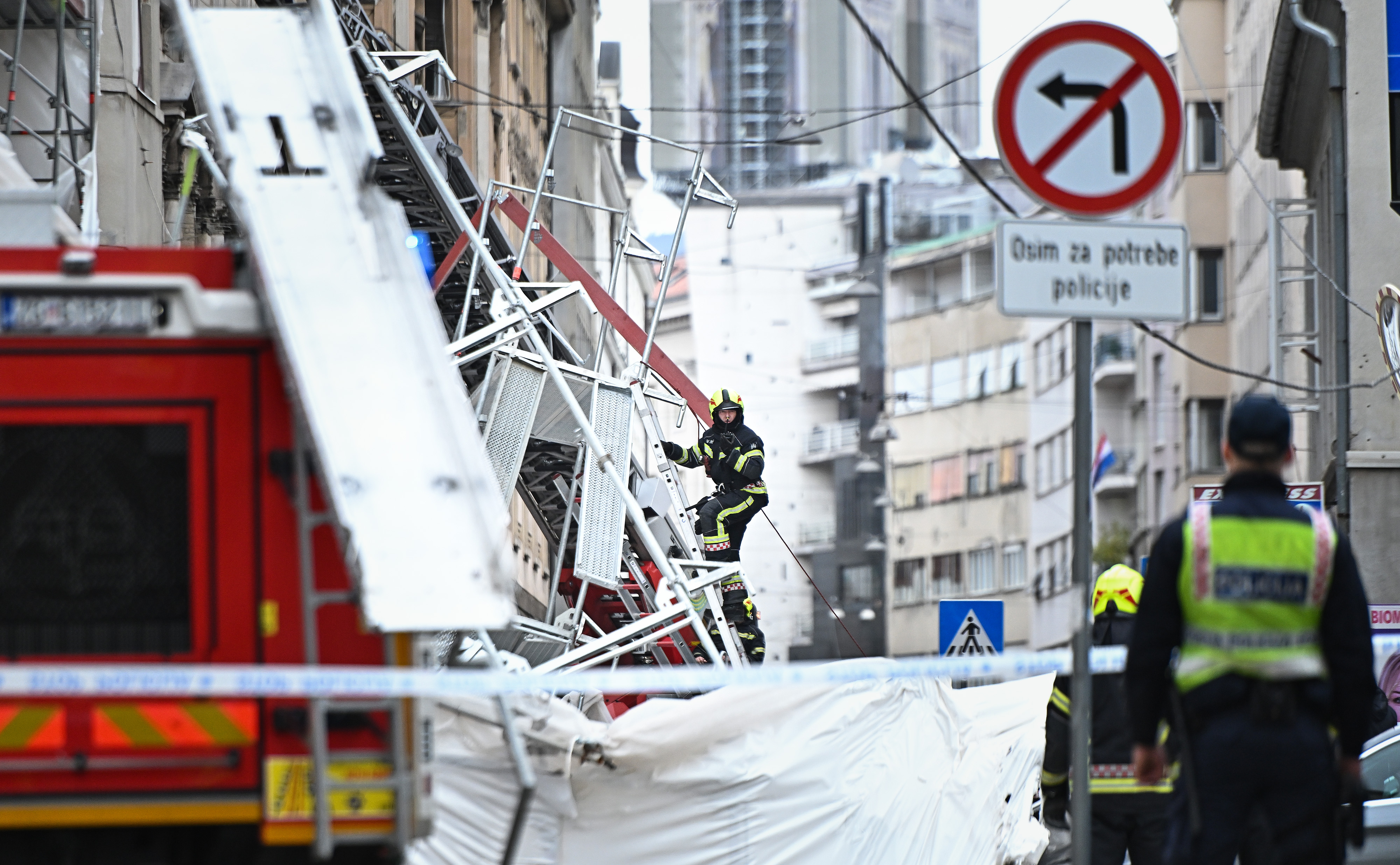 V Zagrebu se je podrl gradbeni oder (Foto: Neva Žganec/PIXSELL/BOBO)