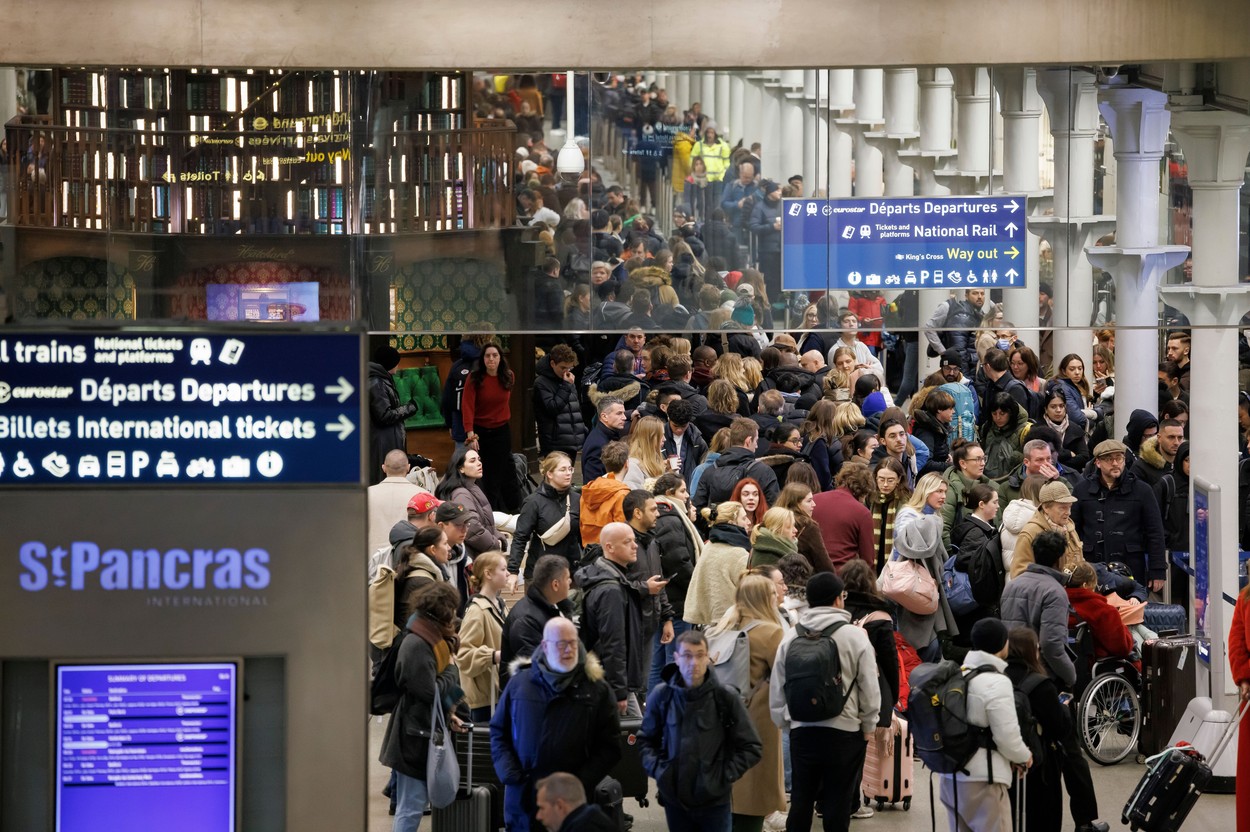 gneča, železnica, london