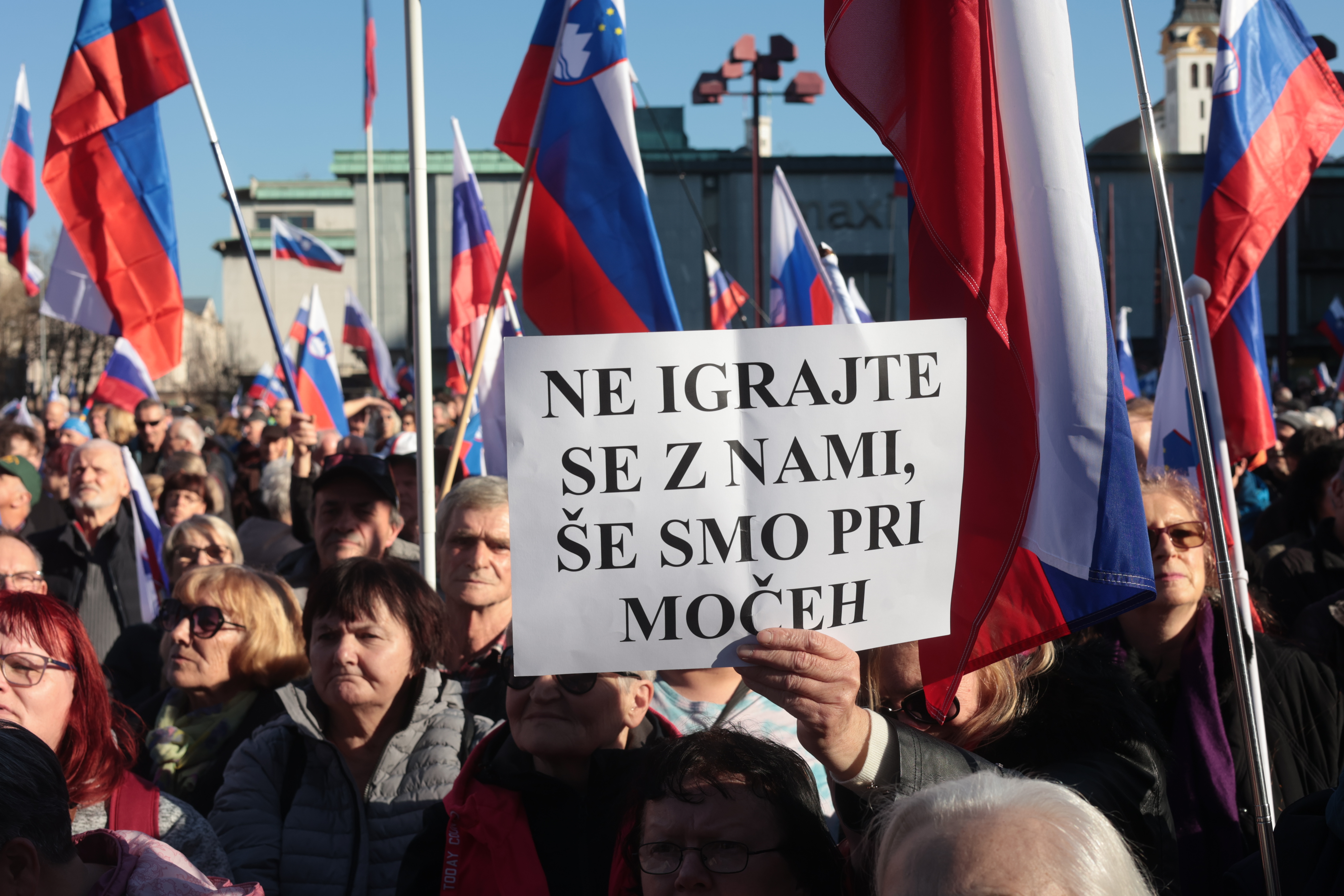 Protest, RTVS, glas upokojencev