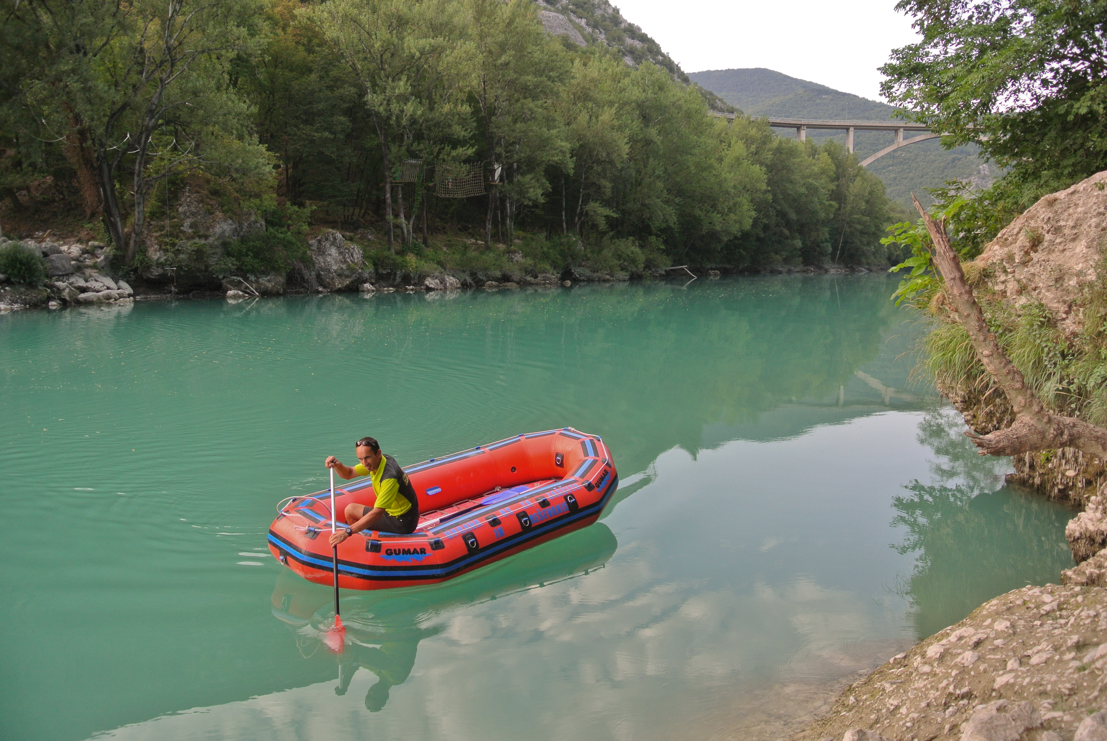 Gumenjak na reki Soči