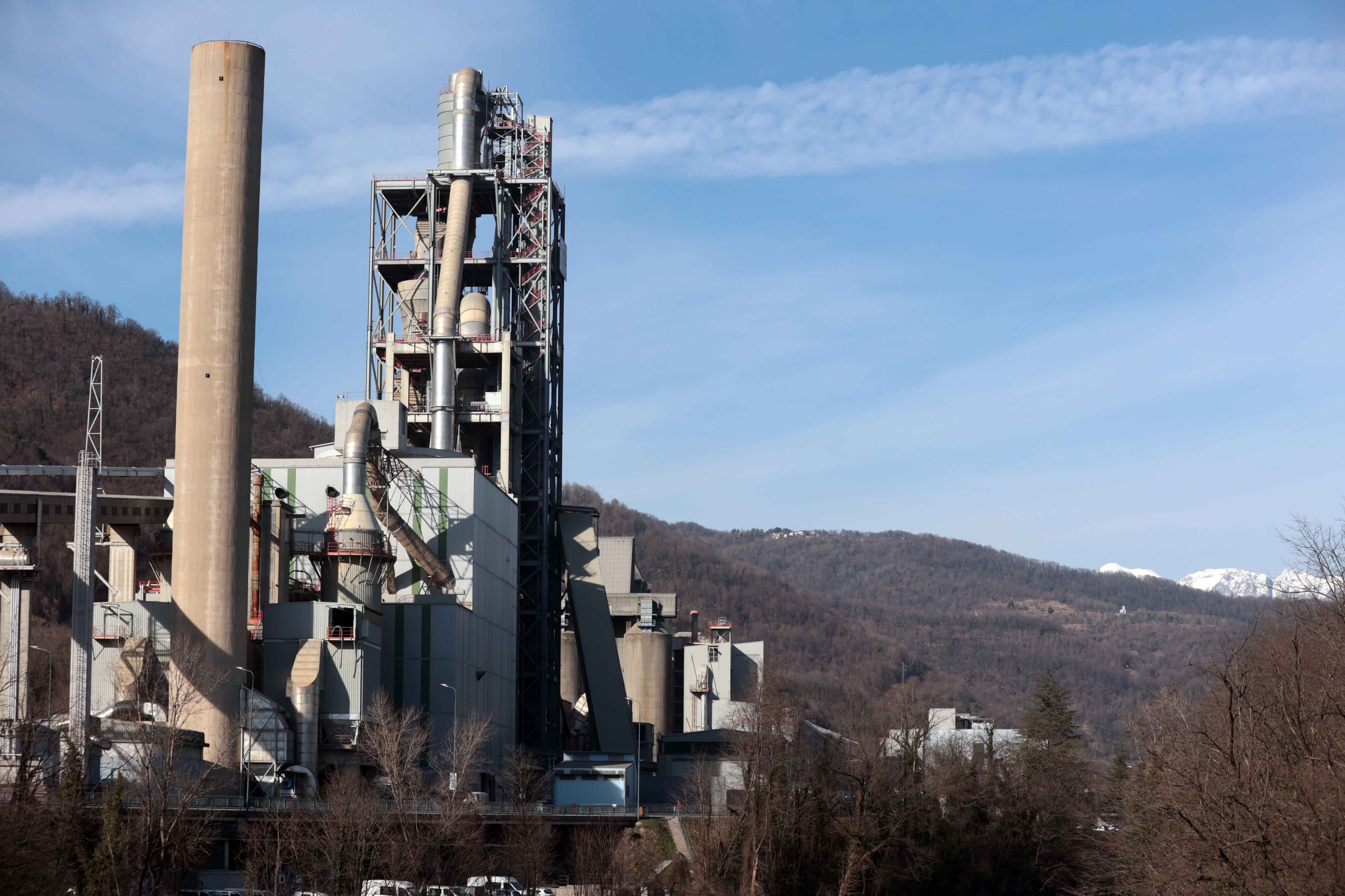 Salonit Anhovo, proizvodnja, tovarna, cement