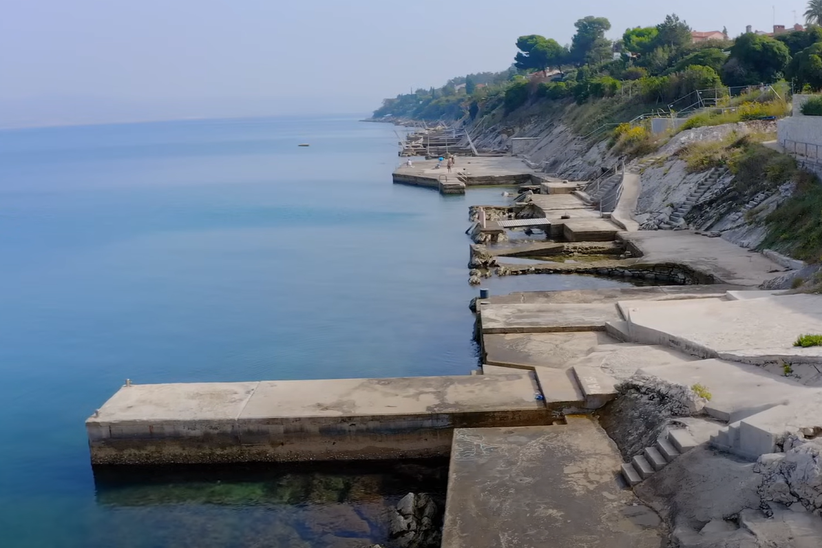 črna grdnja, naselje, umag