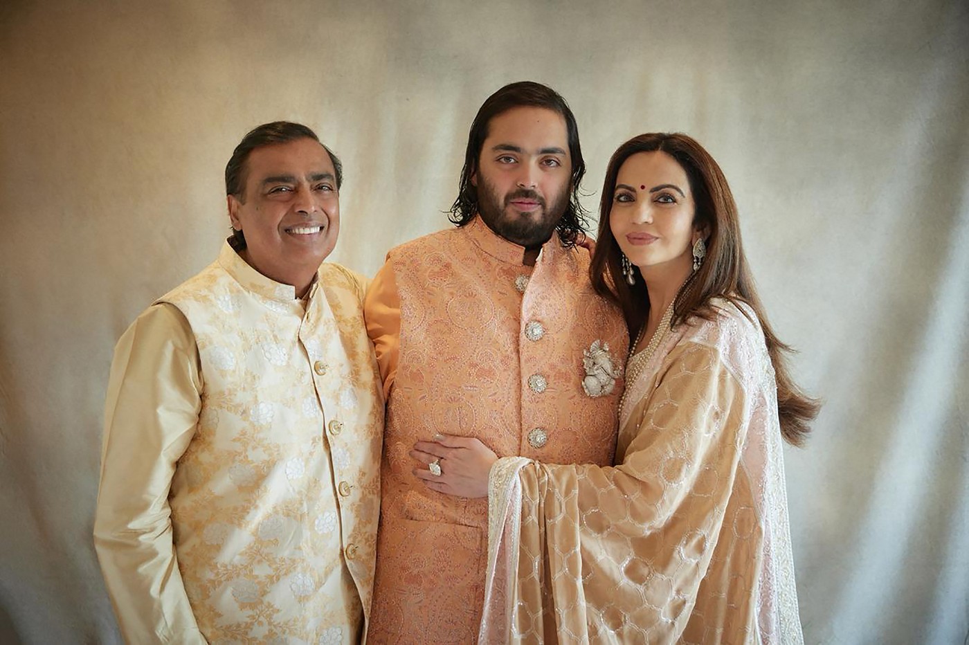 Mukesh, Anant in Nita Ambani (Foto: PROFIMEDIA)