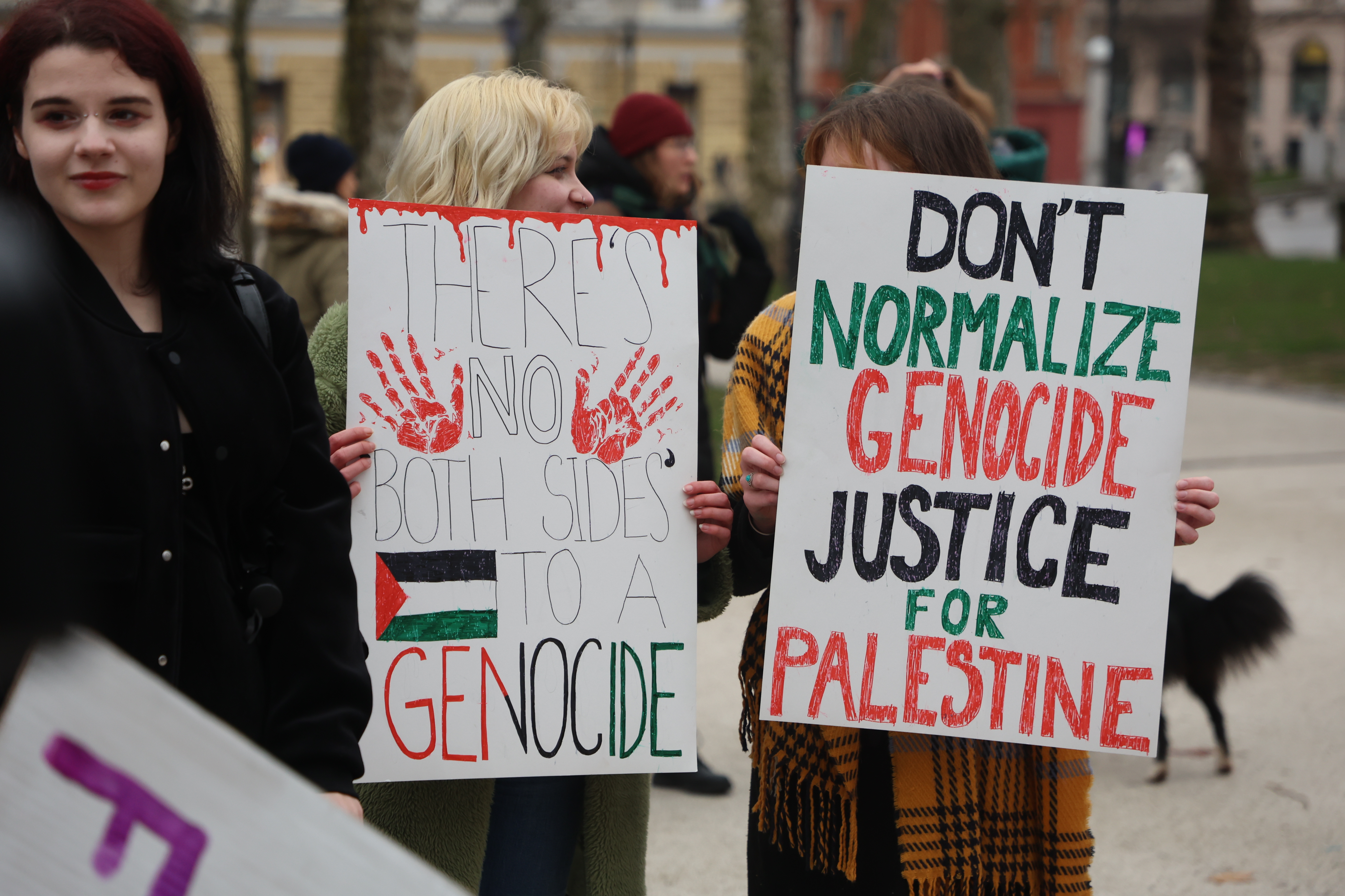 Shod ob dnevu žensk