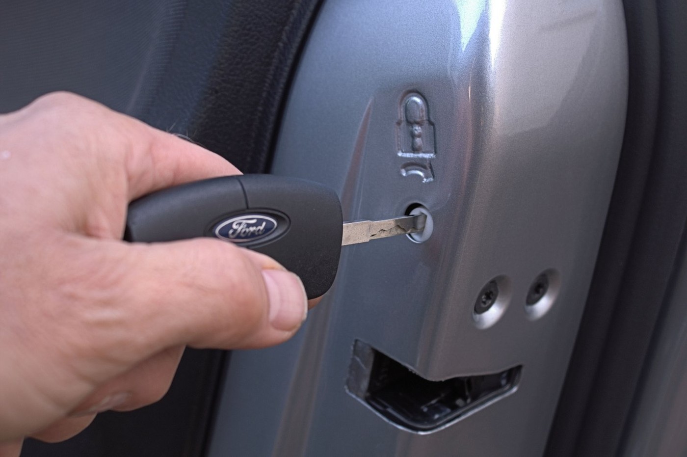 avtomobil, varnostna ključavnica za otroke