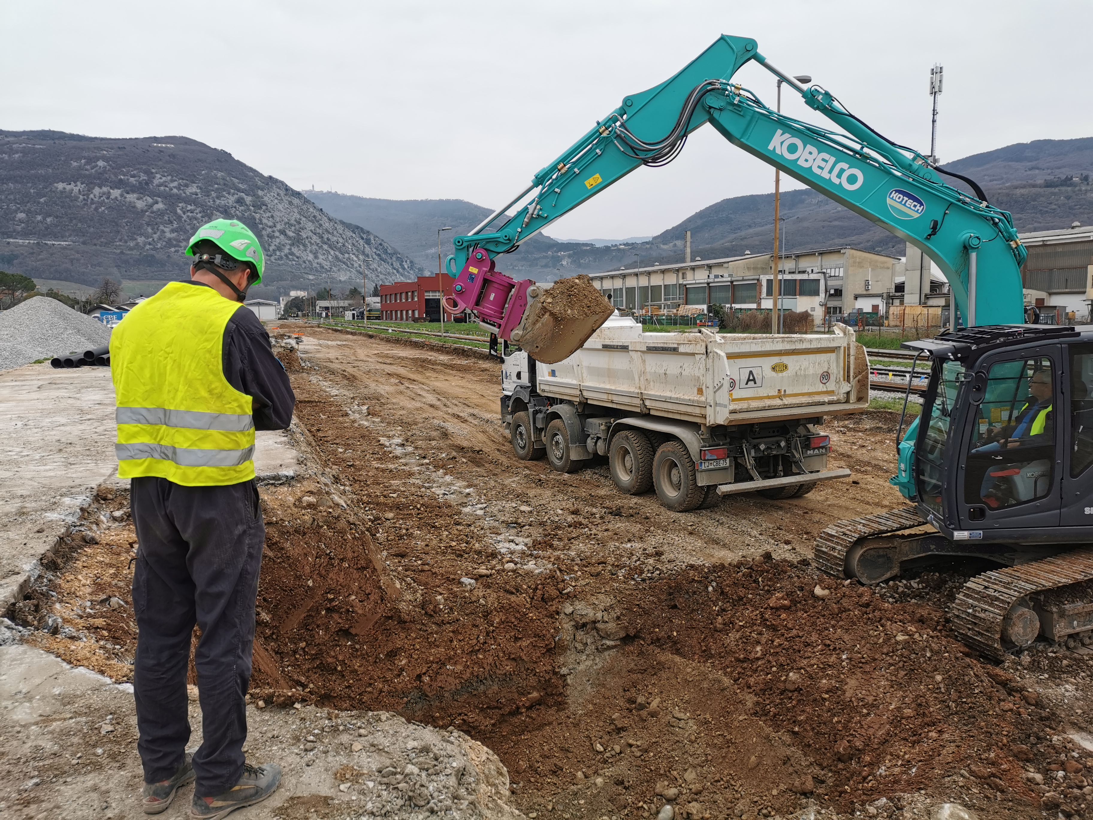 Izkop jame (Foto: Mestna občina Nova Gorica)