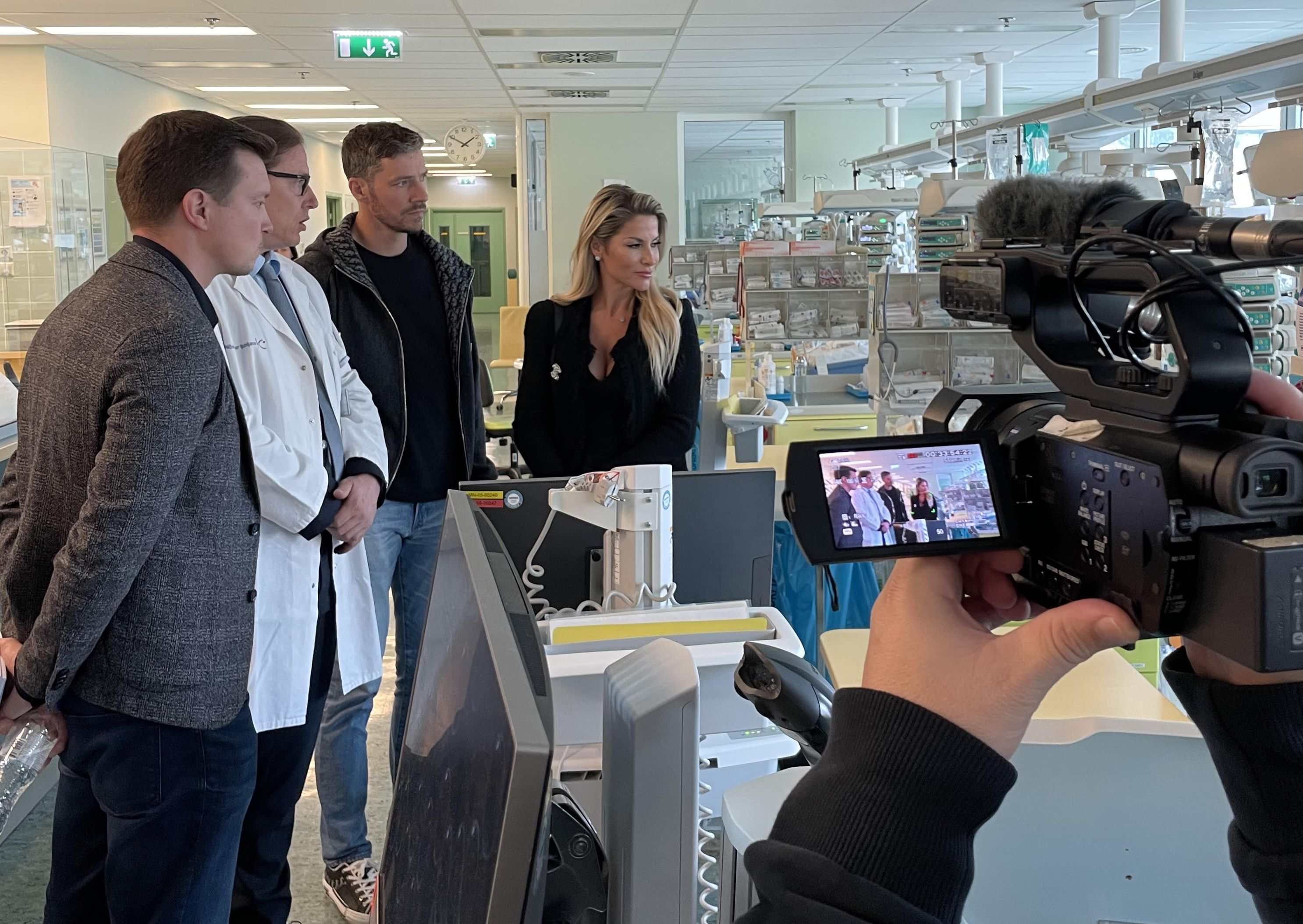 Goran Dragić, Greice Murphey