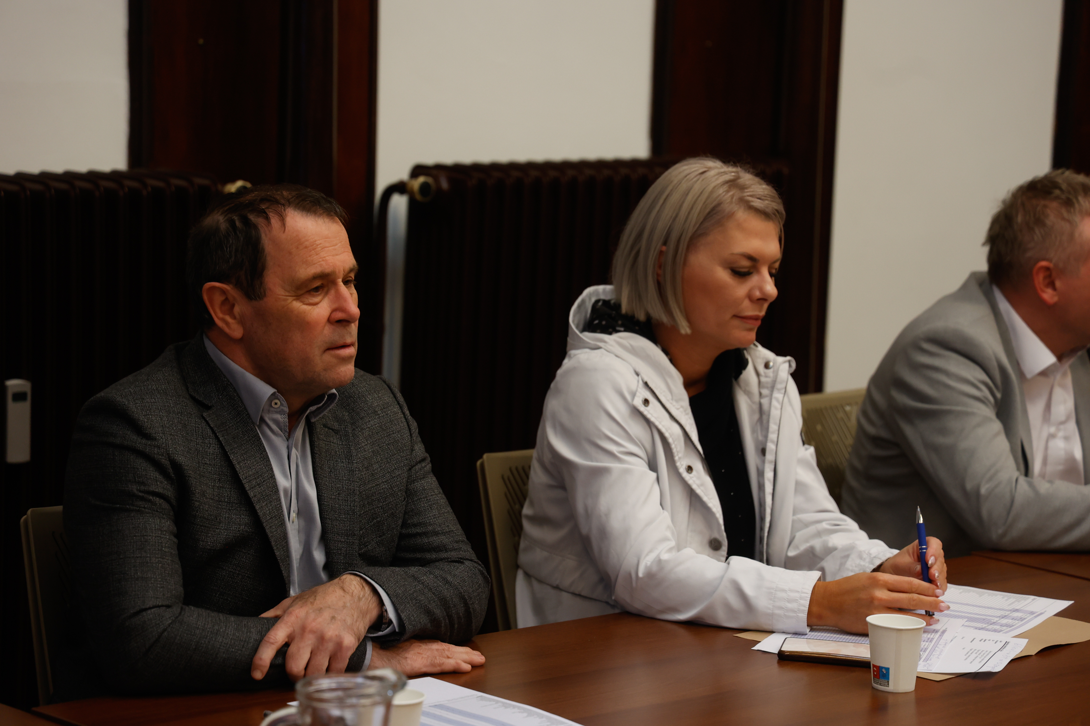 sestanek, ministrica, bolnišnice