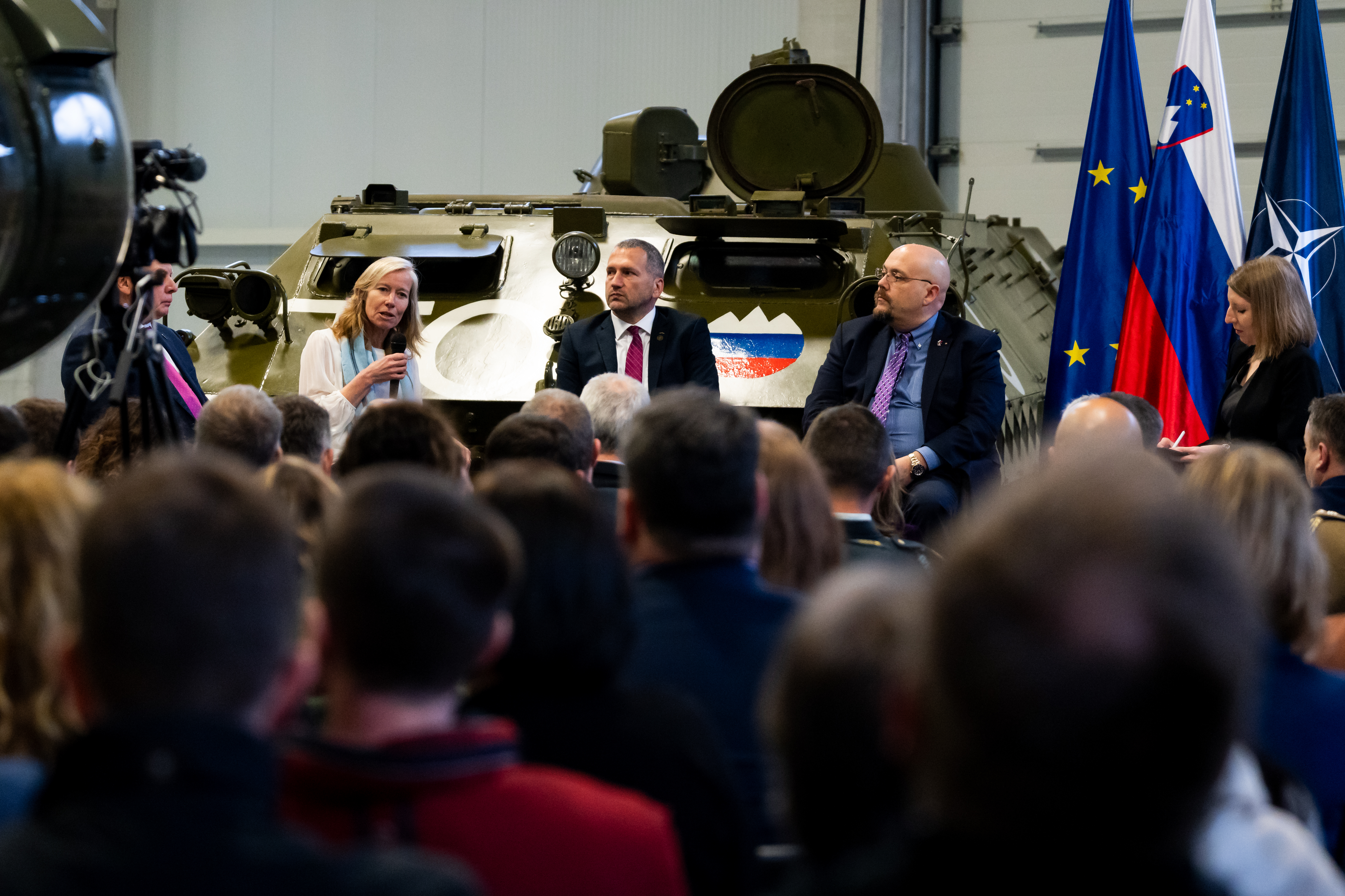 razstava, pivka, nato, vojska-Media_vecje