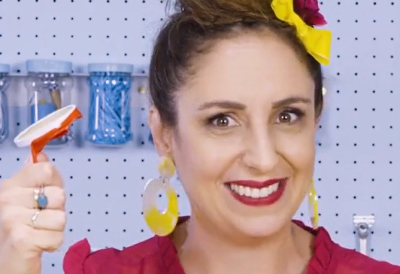 Suzelle, TikTok, pokrovček kozarca