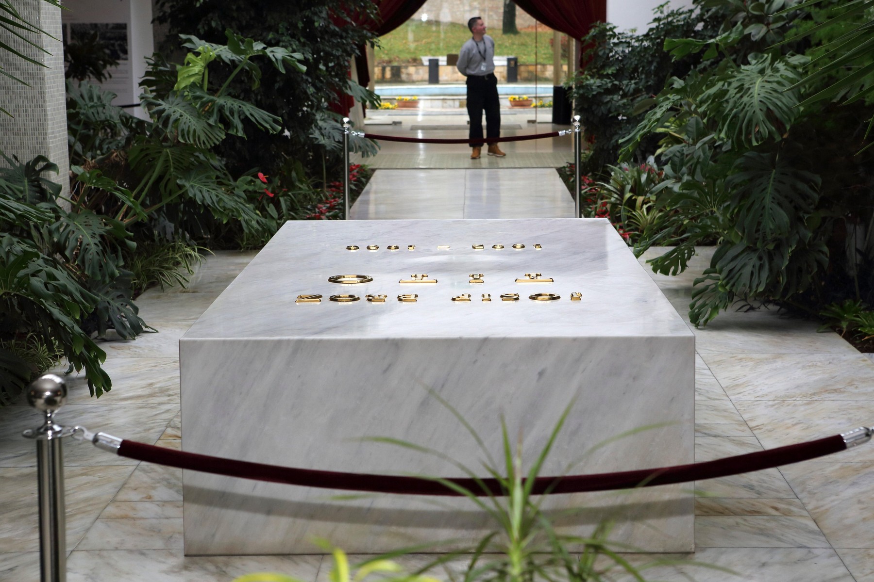 Hiša cvetja, josip broz tito, grobnica Tita