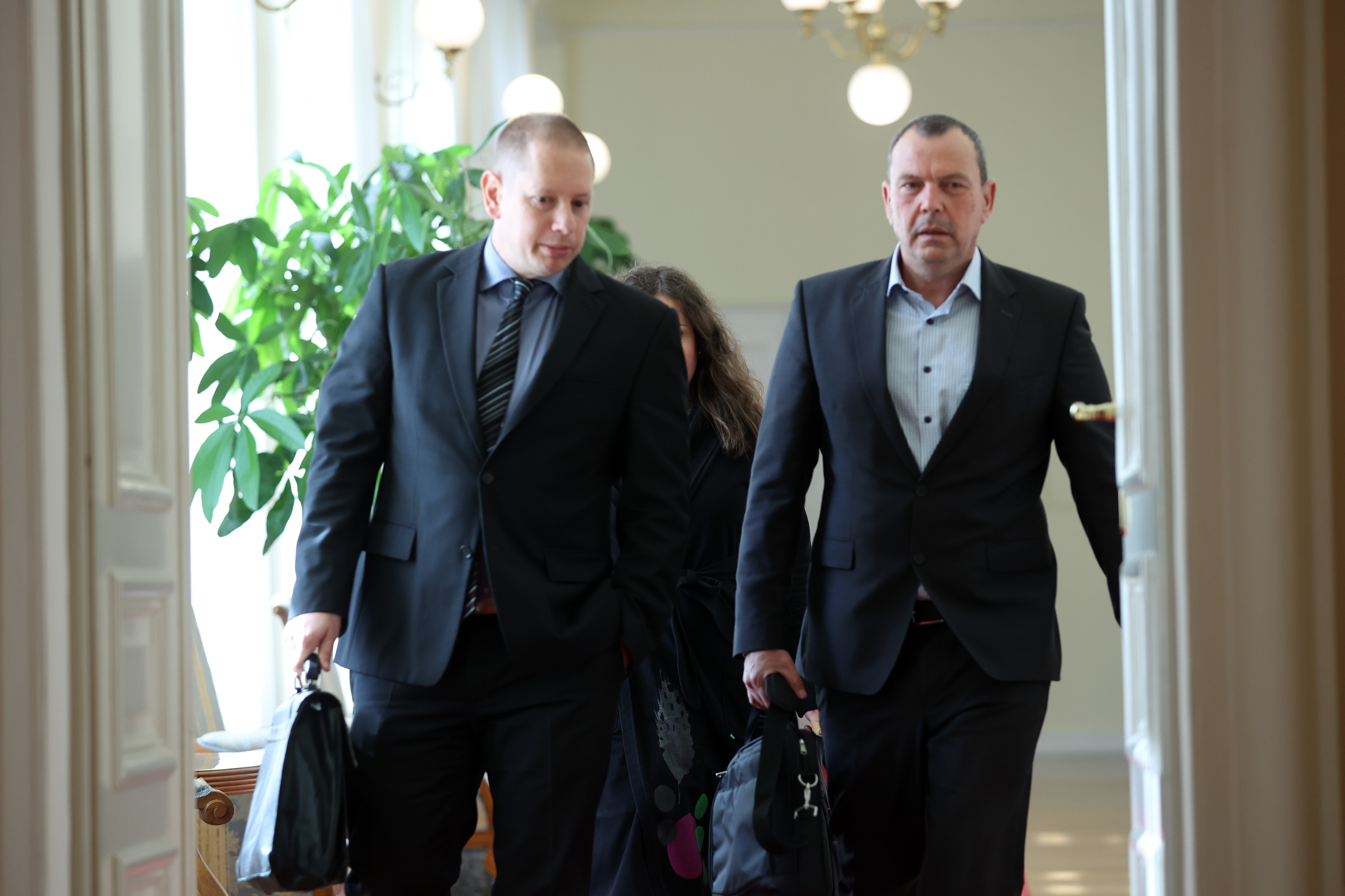 sestanek, sodniki, tožilci, robert golob, andreja katič