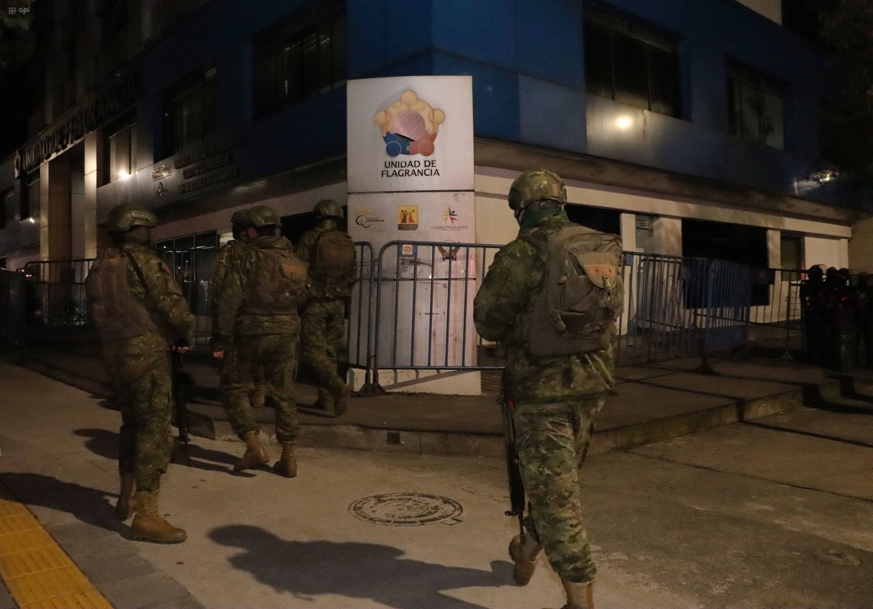 jorge glas, ekvador, mehika