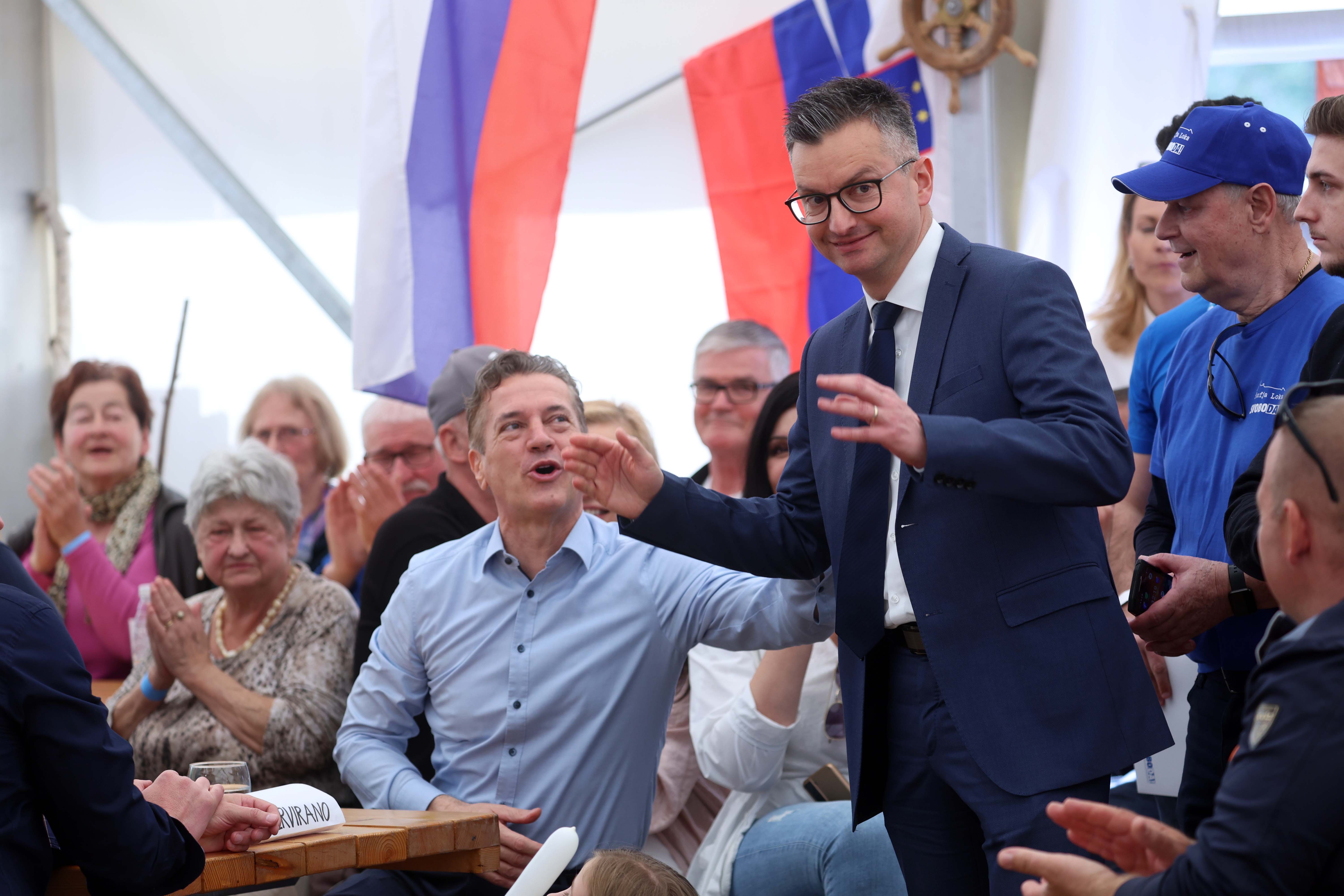 Robert Golob in Marjna Šarec (Foto: Borut Živulović/BOBO)