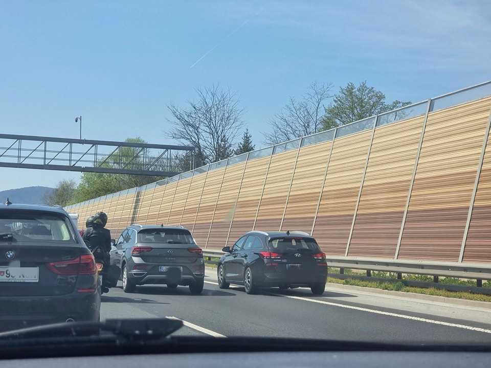 avtocesta,reševalni pas