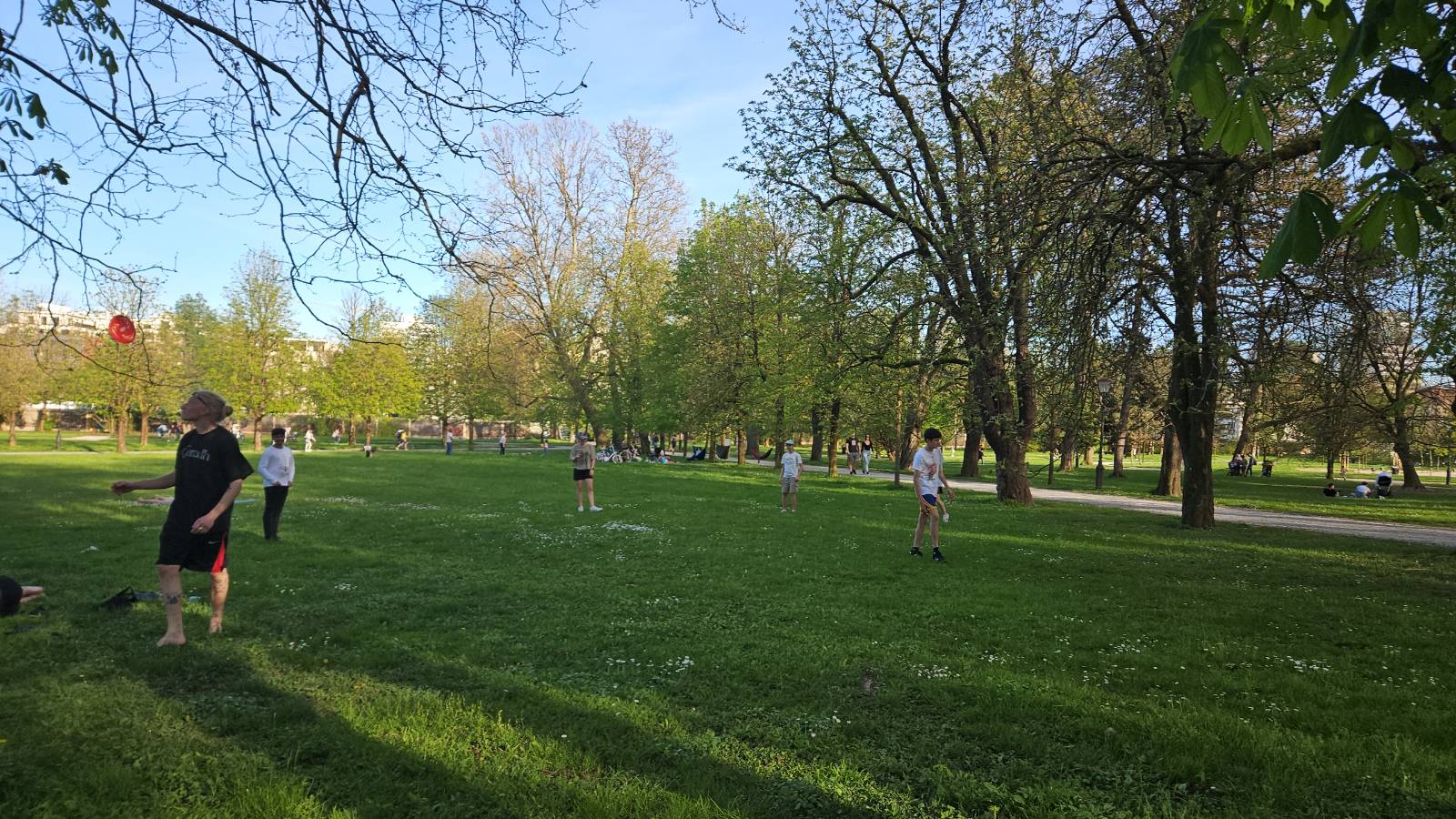 toplo vreme v Ljubljani aprila, Tivoli