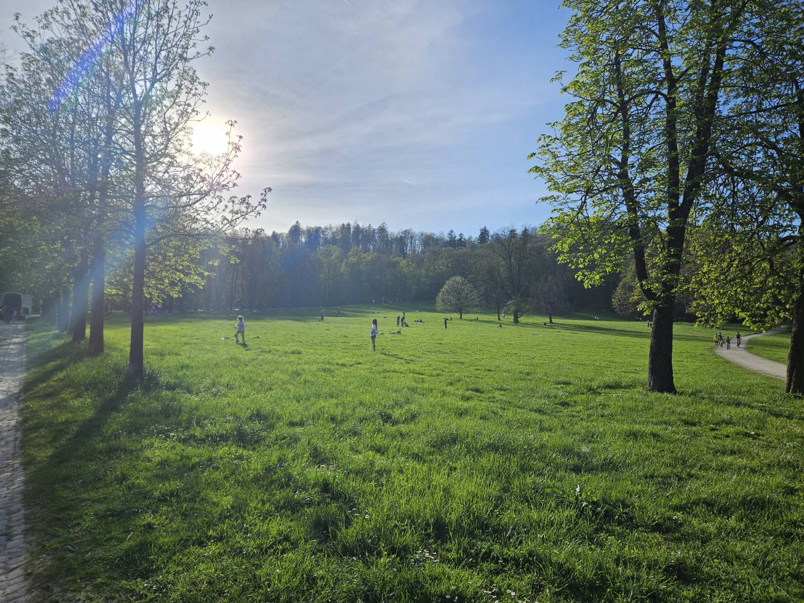 toplo vreme v Ljubljani aprila, Tivoli