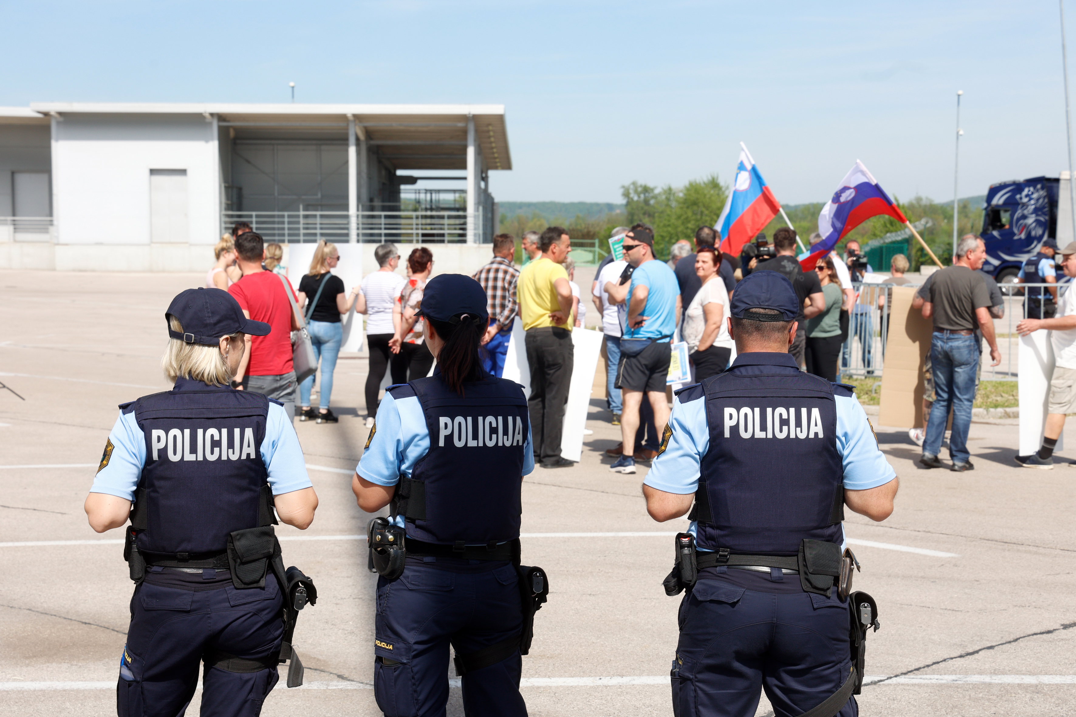 Obisk notranjega ministra Poklukarja in generalnega direktorja policije Jušića na Obrežju (Foto: BOBO)