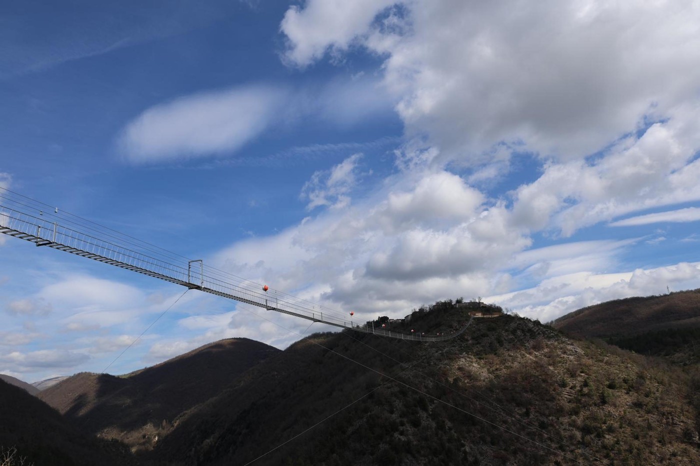 Ponte Tibetano, Umbrija, most