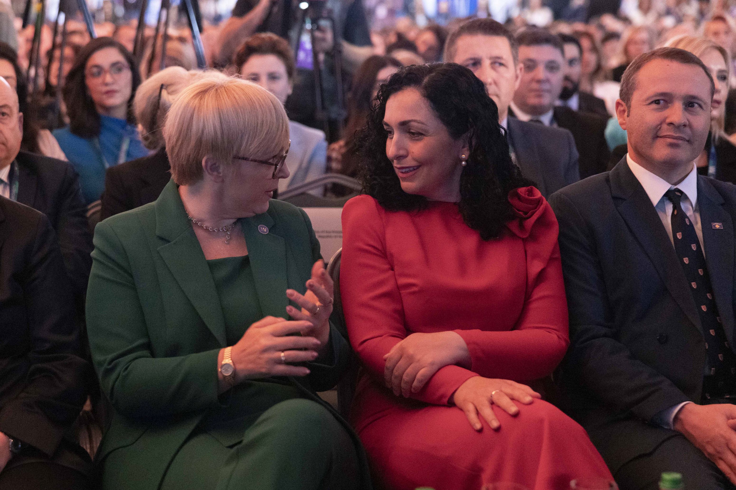 Nataša Pirc Musar, Vjosa Osmani