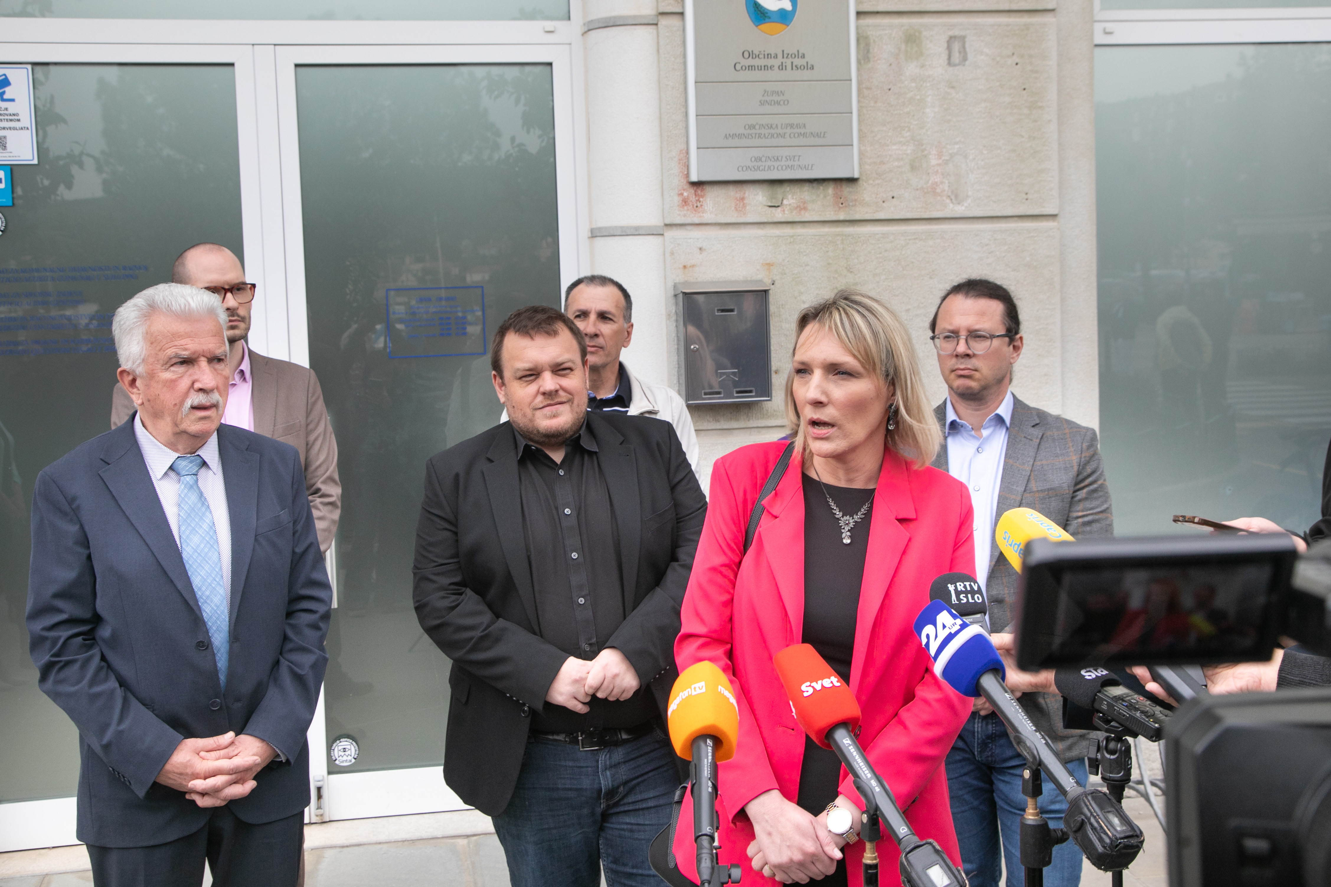 Podpis pogodbe v Domu upokojencev Izola (Foto: Tomaž Primožič/FPA/BOBO)