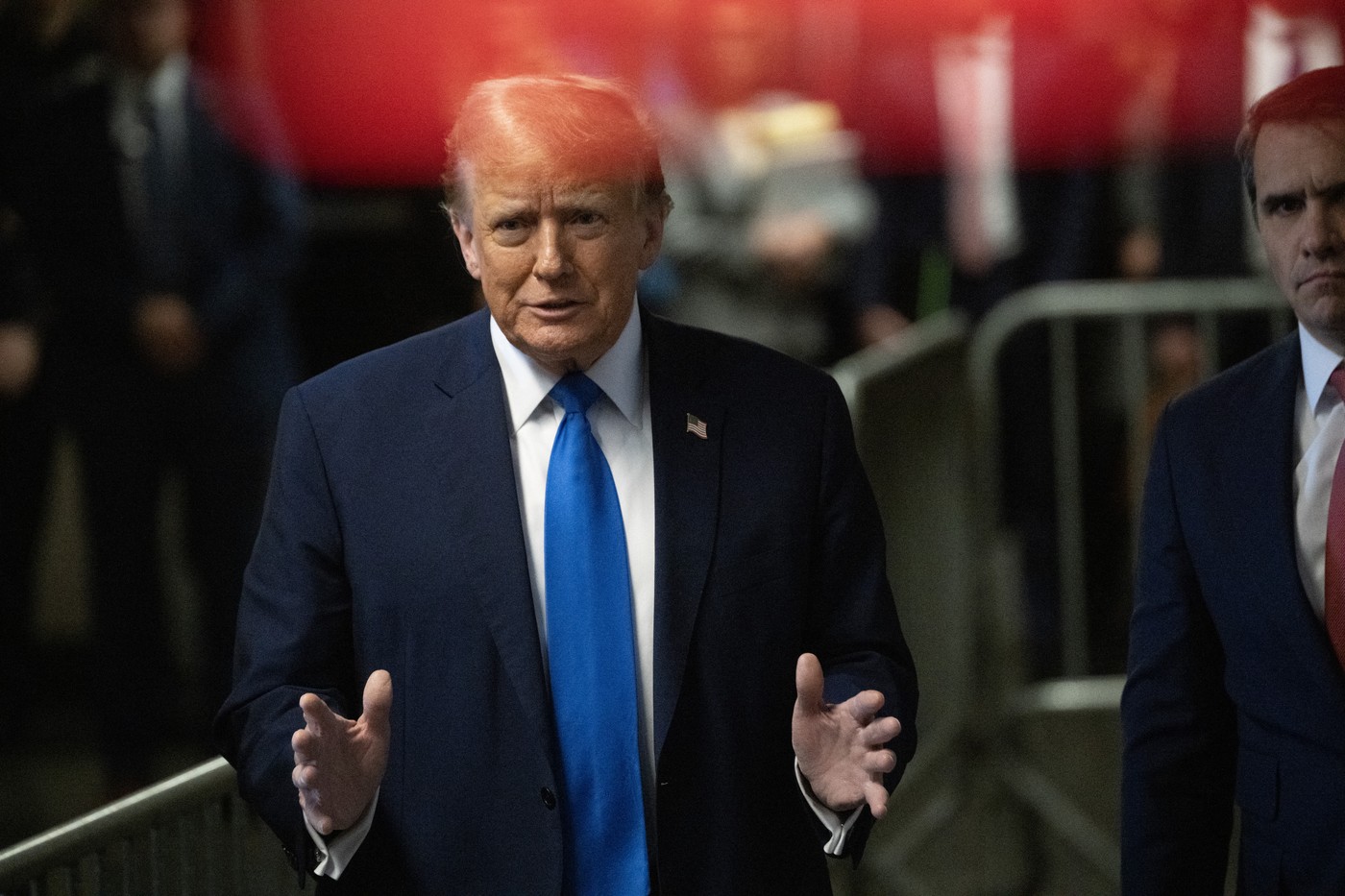 Donald Trump, sojenje