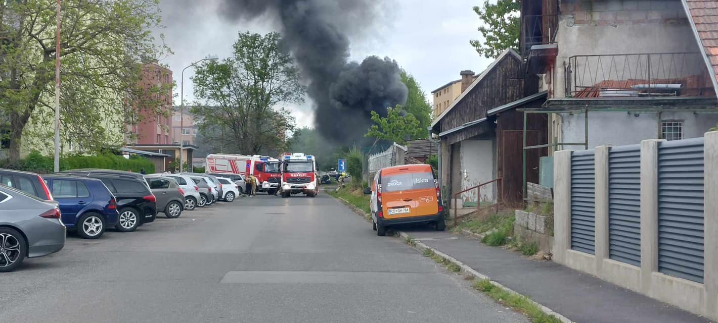 požar, pobrežje, Maribor, gasilci, gašenje