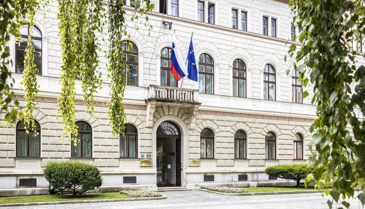 Predsedniška palača