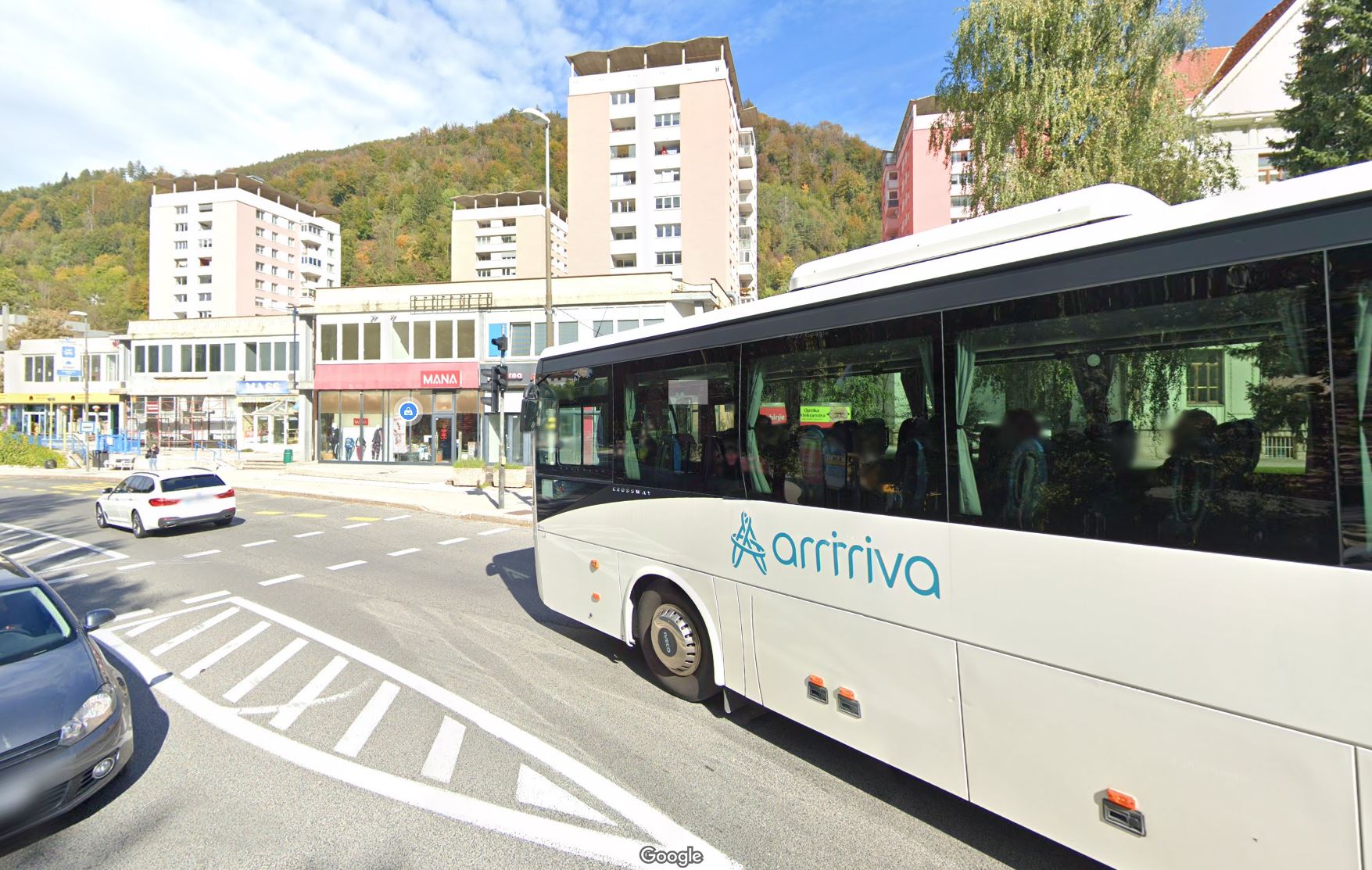avtobus, jesenice