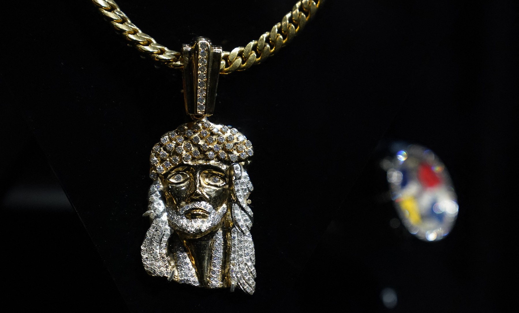 Ice Cold, razstava, hiphop, nakit